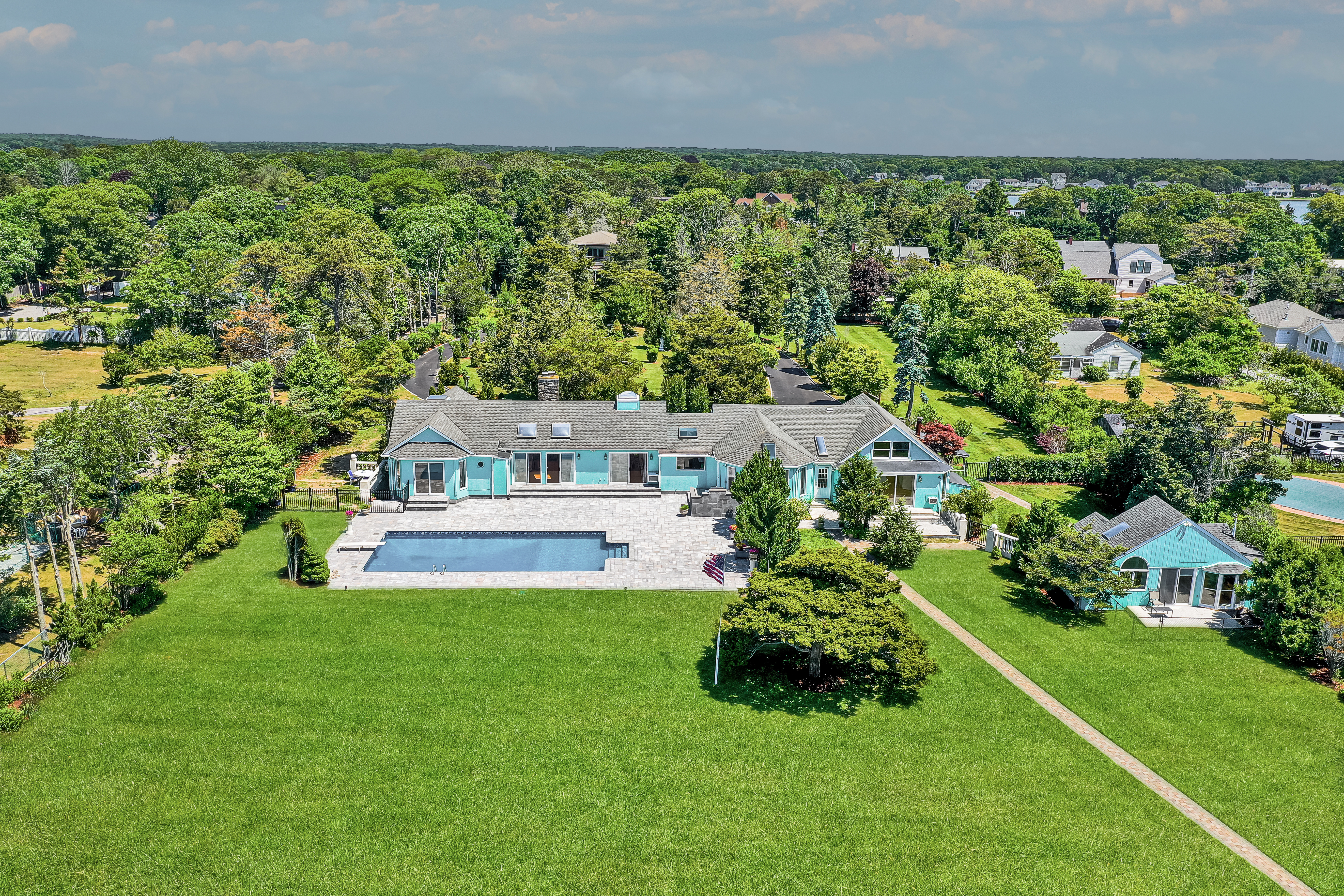  6 Last Lane, Hampton Bays, NY 11946 - 物件實景
