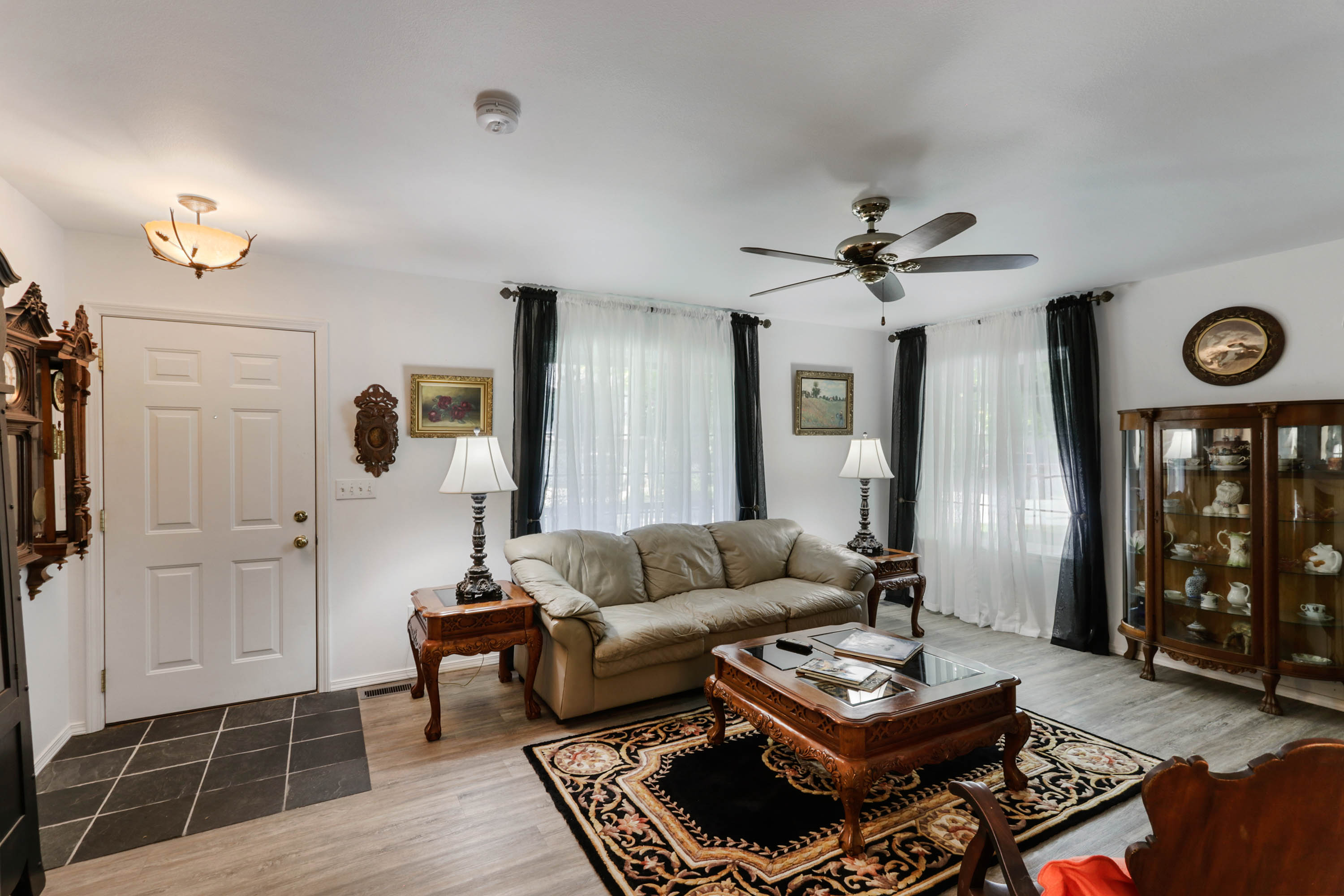 Sandpoint, Idaho, 83864, United States, 3 Bedrooms Bedrooms, ,3 BathroomsBathrooms,Residential,For Sale,1900523