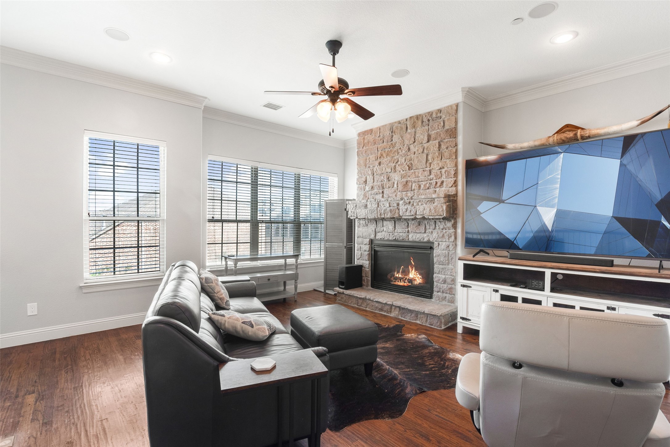 Plano, Texas, 75024, United States, 4 Bedrooms Bedrooms, ,4 BathroomsBathrooms,Residential,For Sale,1949357