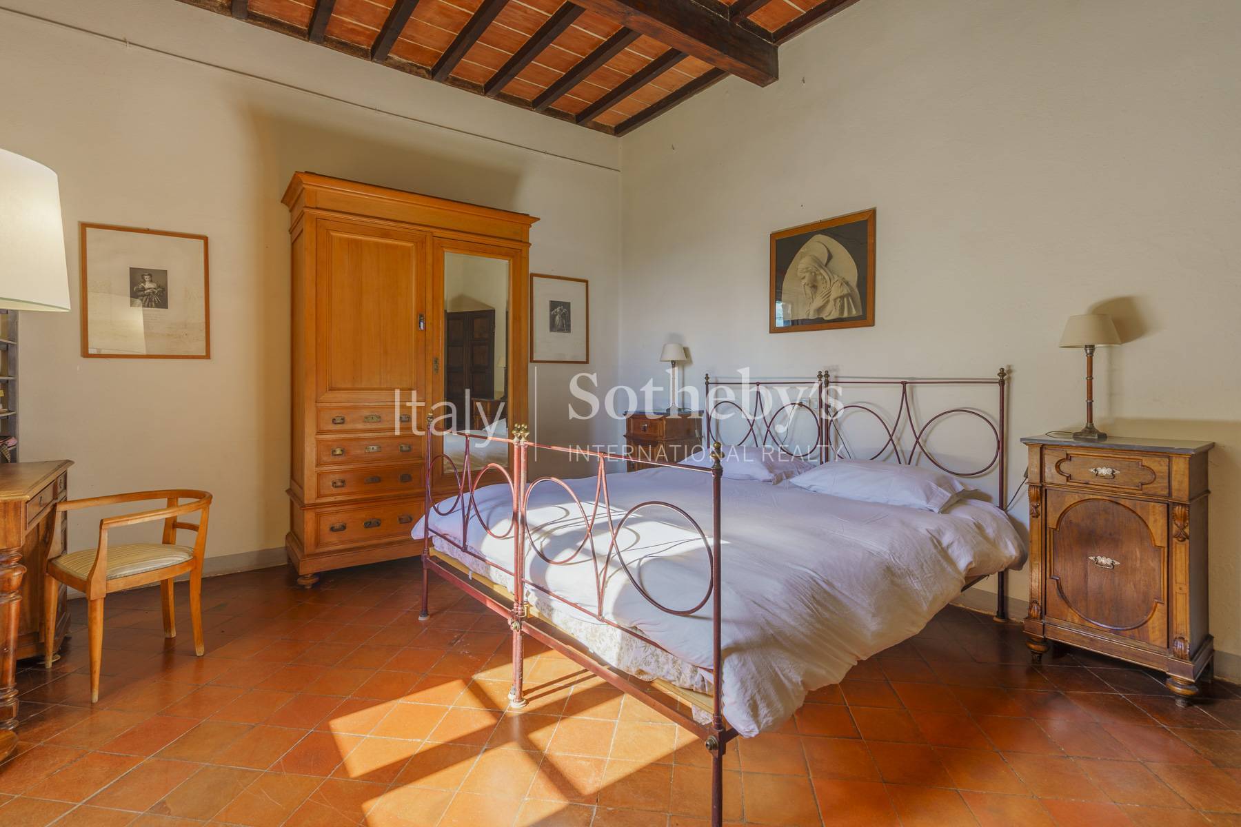  Prestigious estate with private pool - 物件實景