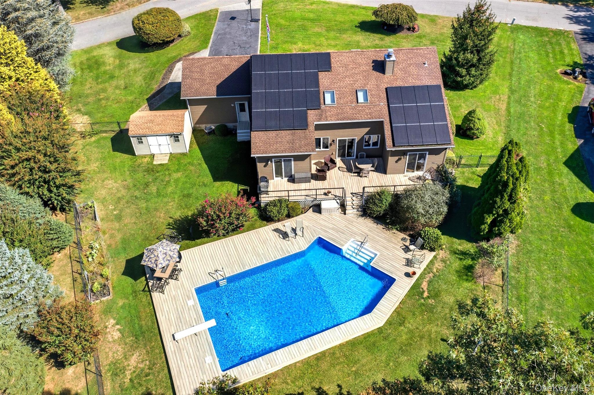 Jamesport, New York, 11947, United States, 4 Bedrooms Bedrooms, ,3 BathroomsBathrooms,Residential,For Sale,2002985