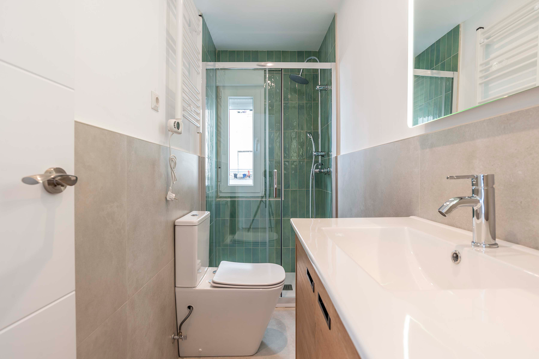  2-bedroom flat with small terrace, renovated and ready to move in - 物件實景