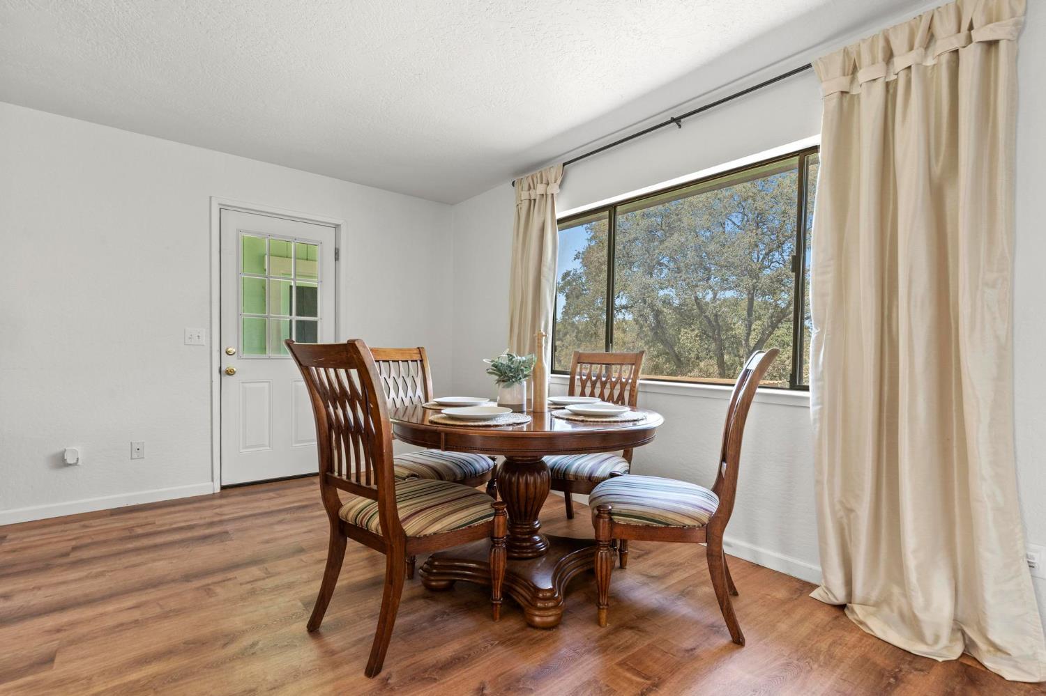Marysville, California, 95901, United States, 2 Bedrooms Bedrooms, ,2 BathroomsBathrooms,Residential,For Sale,1927957