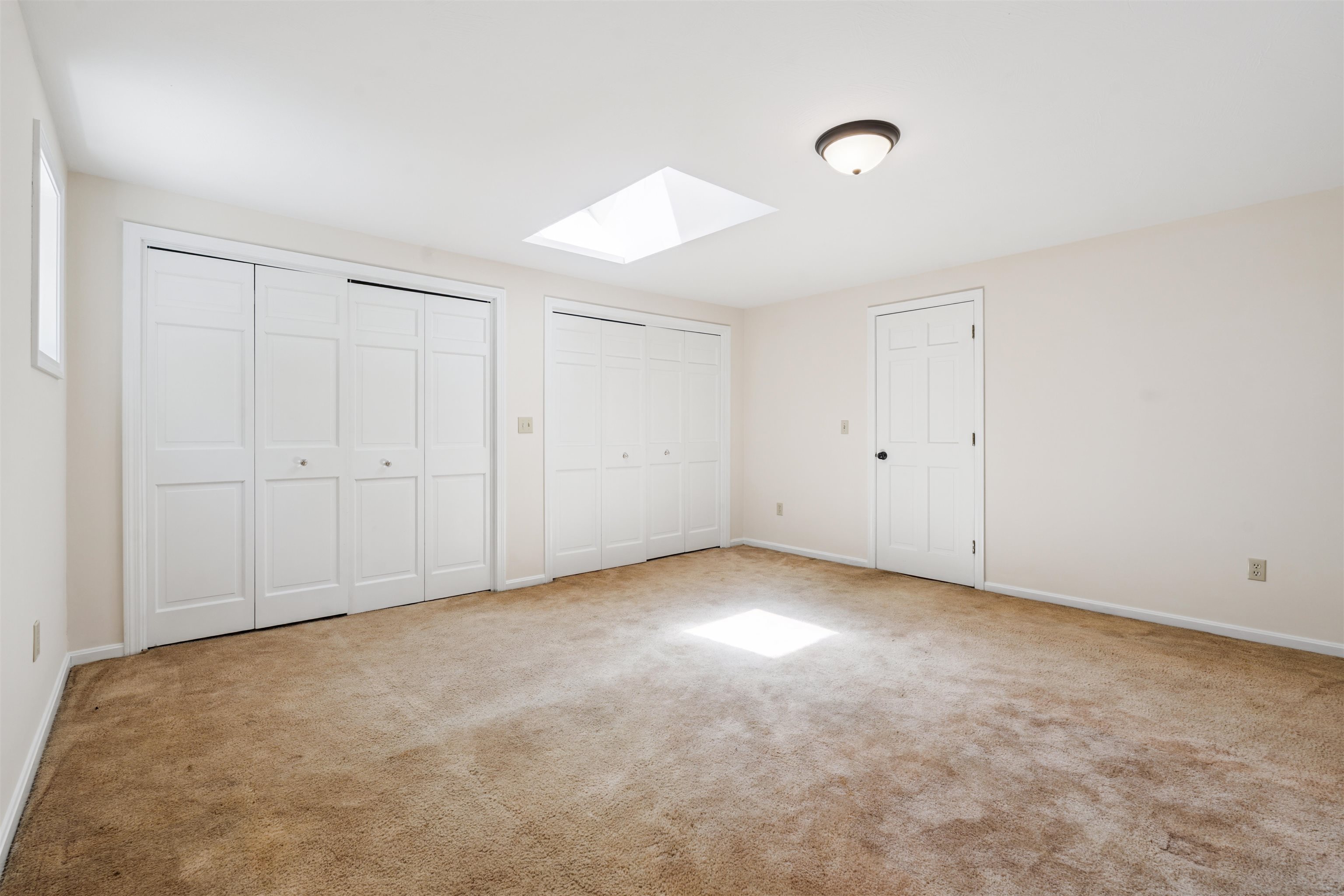 Gilford, New Hampshire, 03249, United States, 4 Bedrooms Bedrooms, ,1 BathroomBathrooms,Residential,For Sale,1901287
