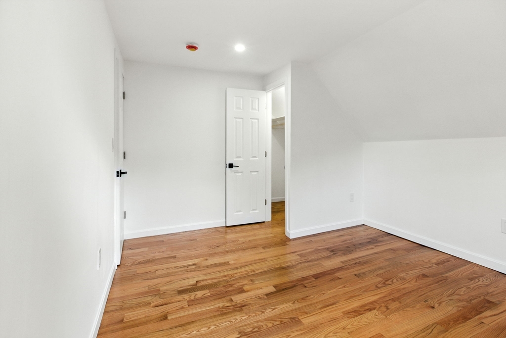 East Bridgewater, Massachusetts, 02333, United States, 3 Bedrooms Bedrooms, ,3 BathroomsBathrooms,Residential,For Sale,1943451