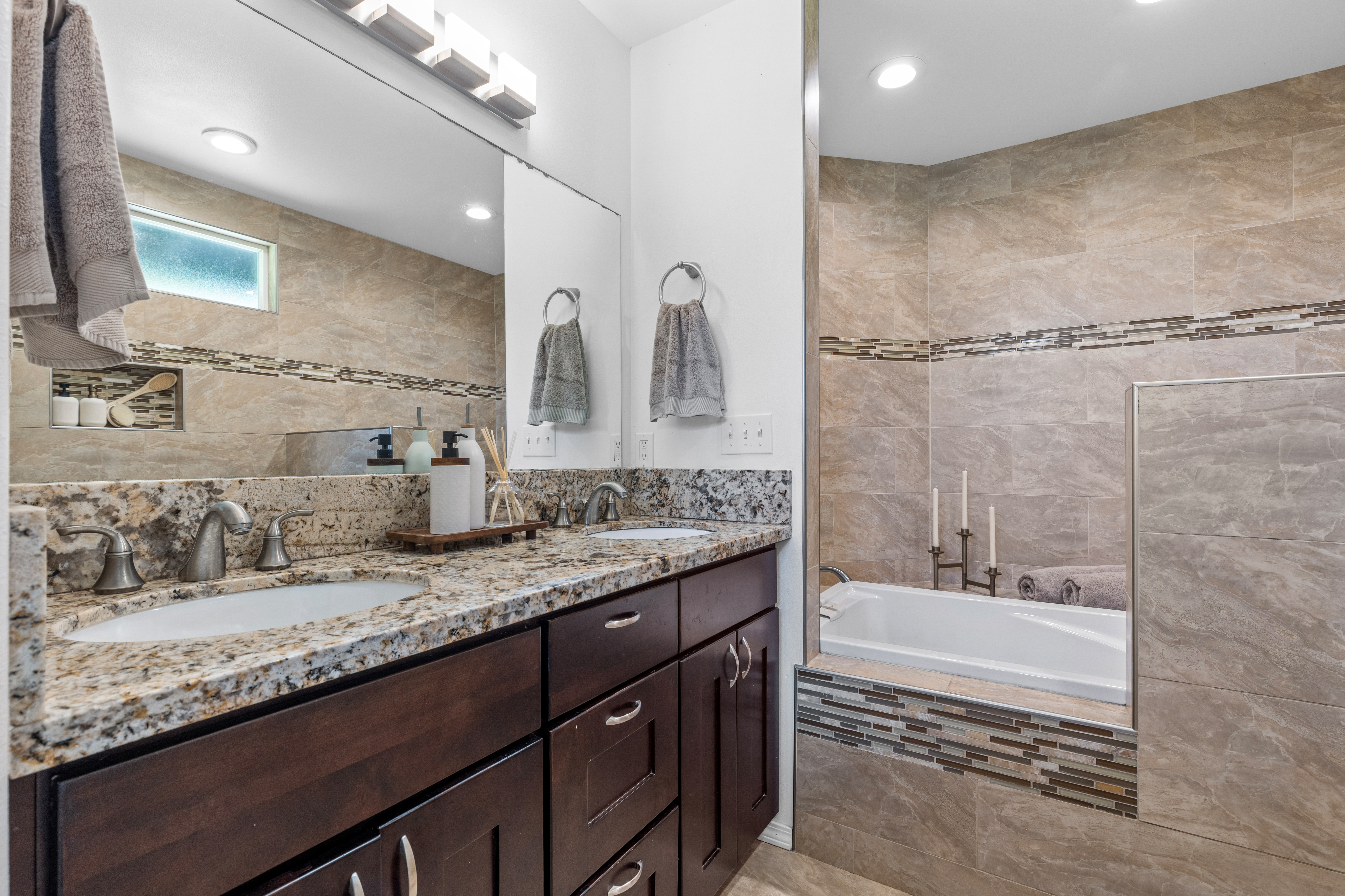 Mountain View, Hawaii, 96760, United States, 4 Bedrooms Bedrooms, ,2 BathroomsBathrooms,Residential,For Sale,1940601