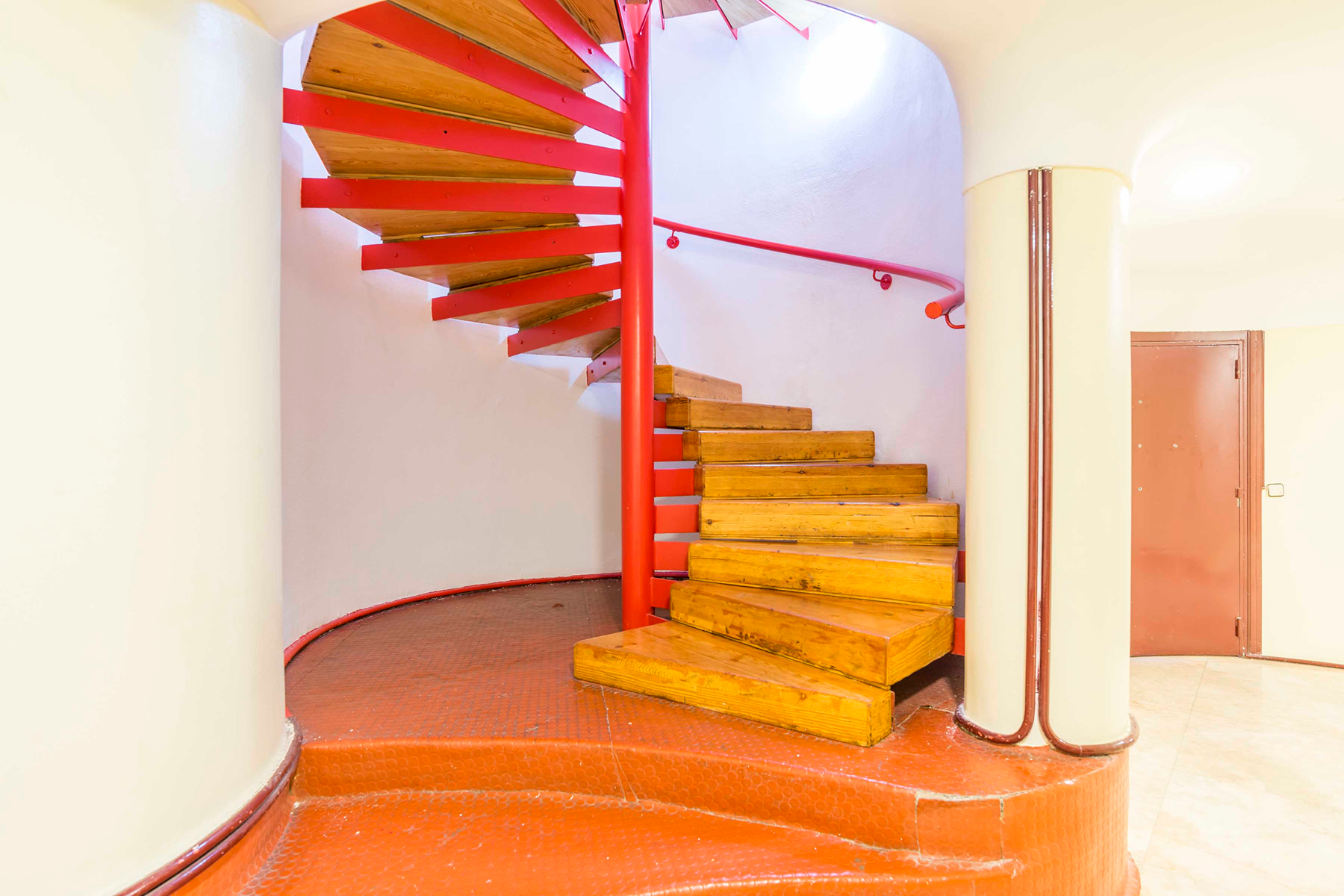  Flat to renovate with pool in Torres Blancas building, Chamartín - 物件實景
