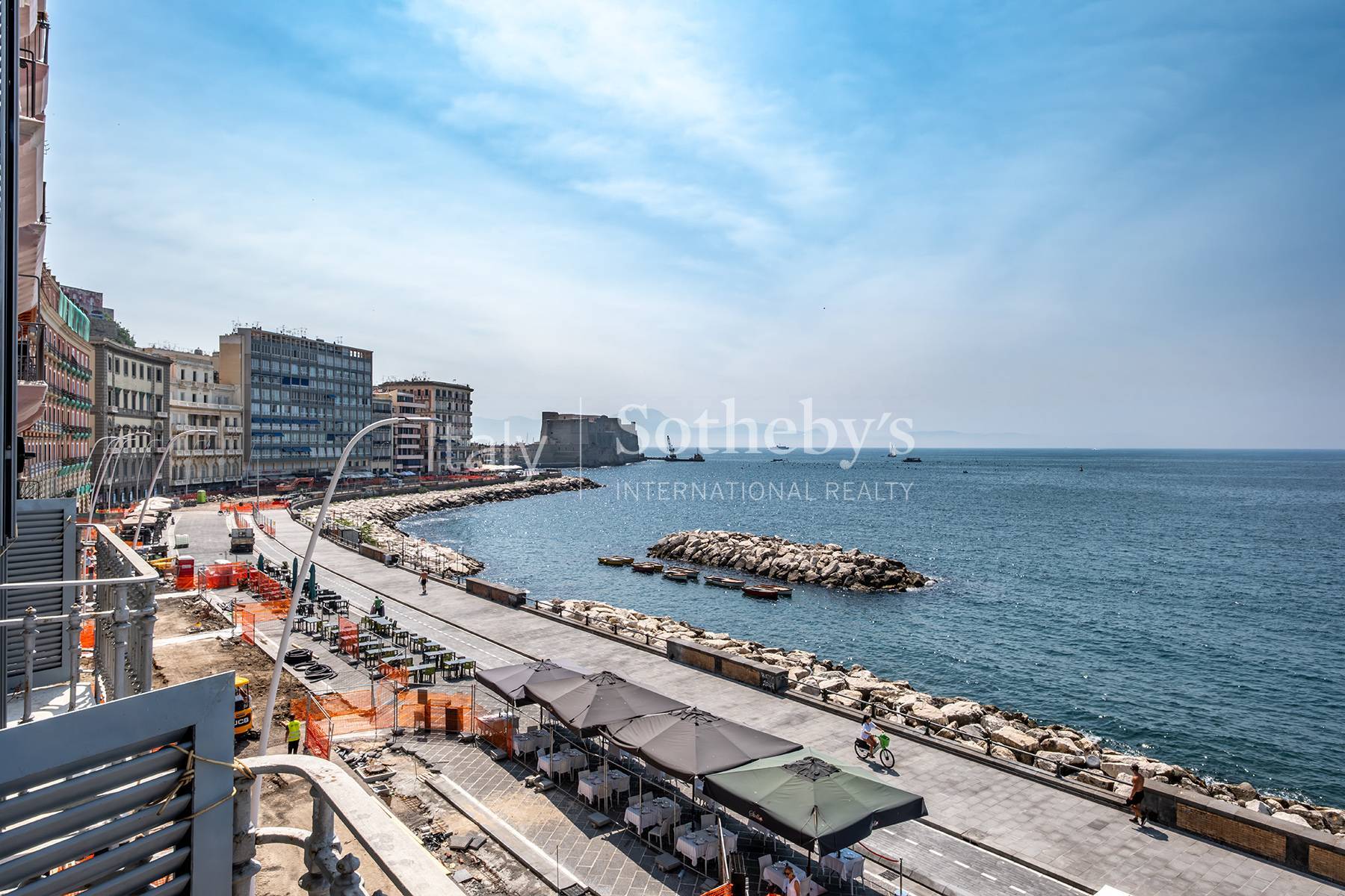  Spacious panoramic apartment in Via Partenope - 物件實景