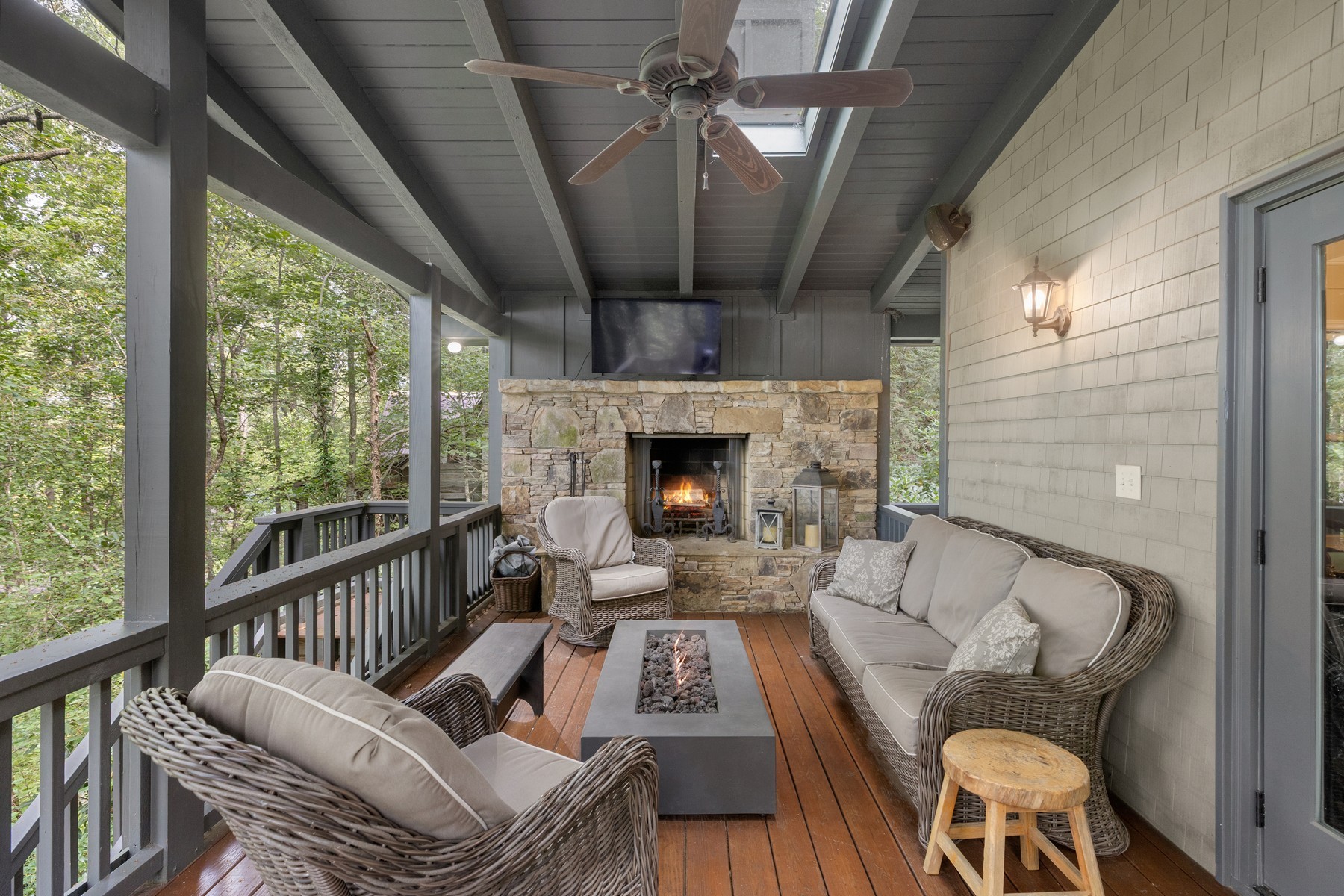  180 Wyanoak - 物件實景