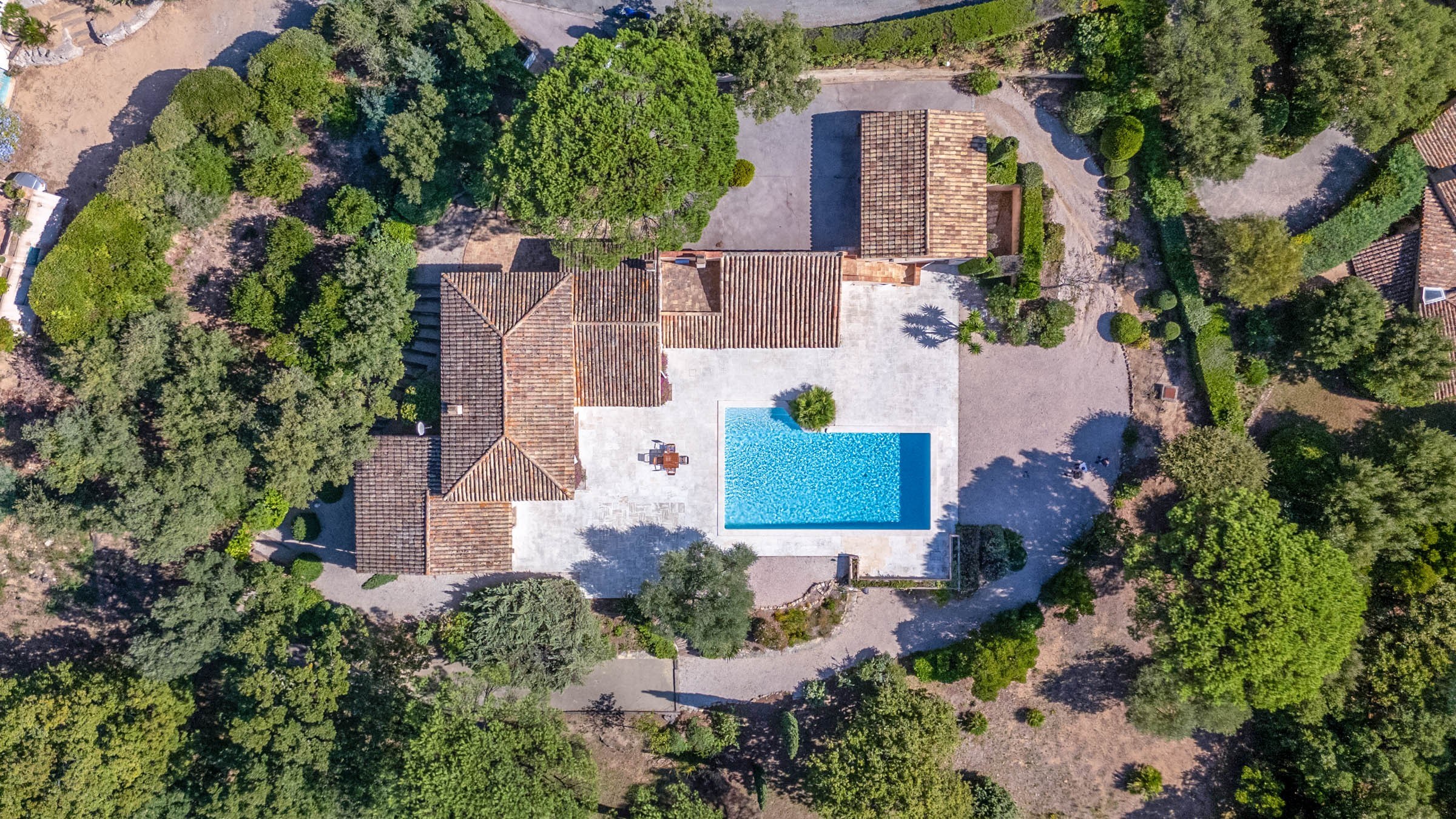  Provençal villa with pool for sale in Grimaud, near Guerrevieille beach - 物件實景