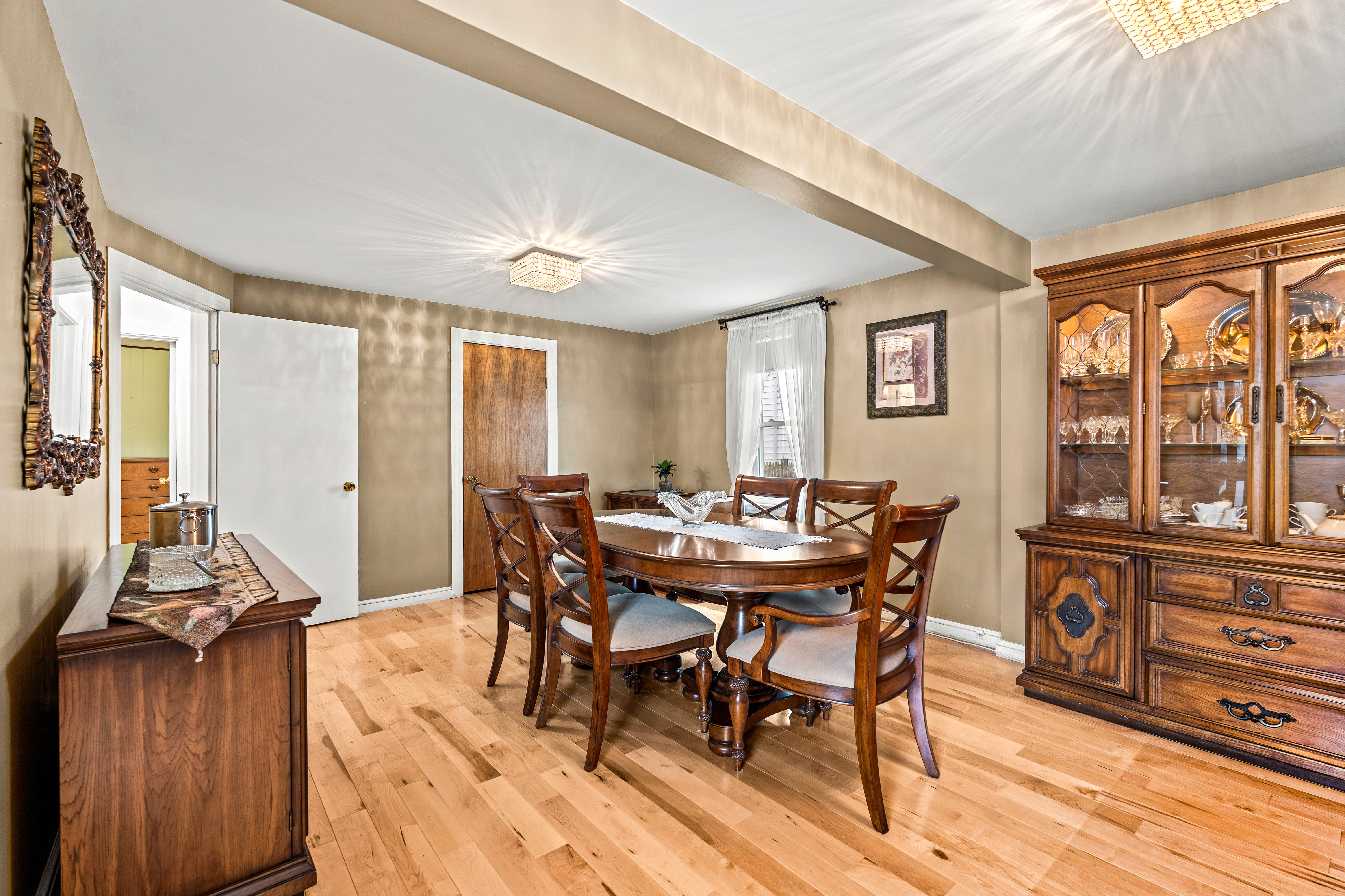  11 Arnold Road, Peabody, MA, 01960 - 物件實景