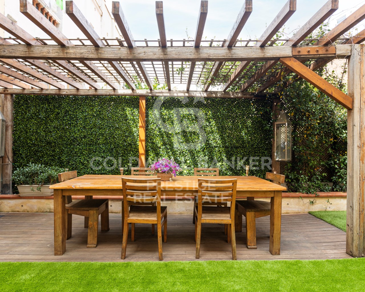 Barcelona, Catalonia, ES, 4 Bedrooms Bedrooms, ,3 BathroomsBathrooms,Residential,For Sale,1795299