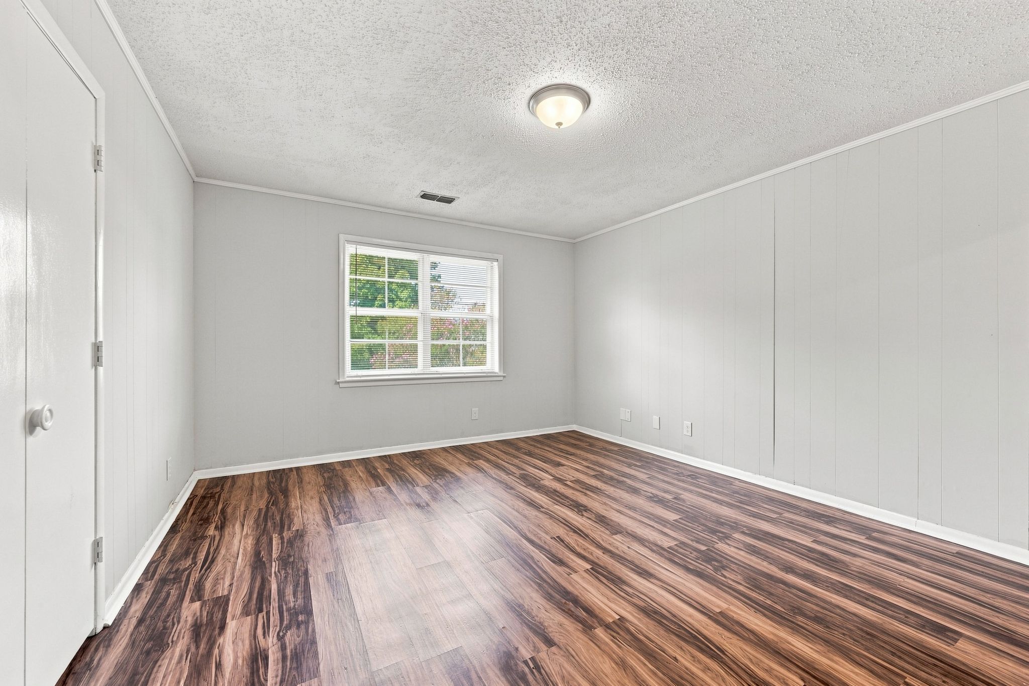  8204 Willowbrook Circle SE - 物件實景
