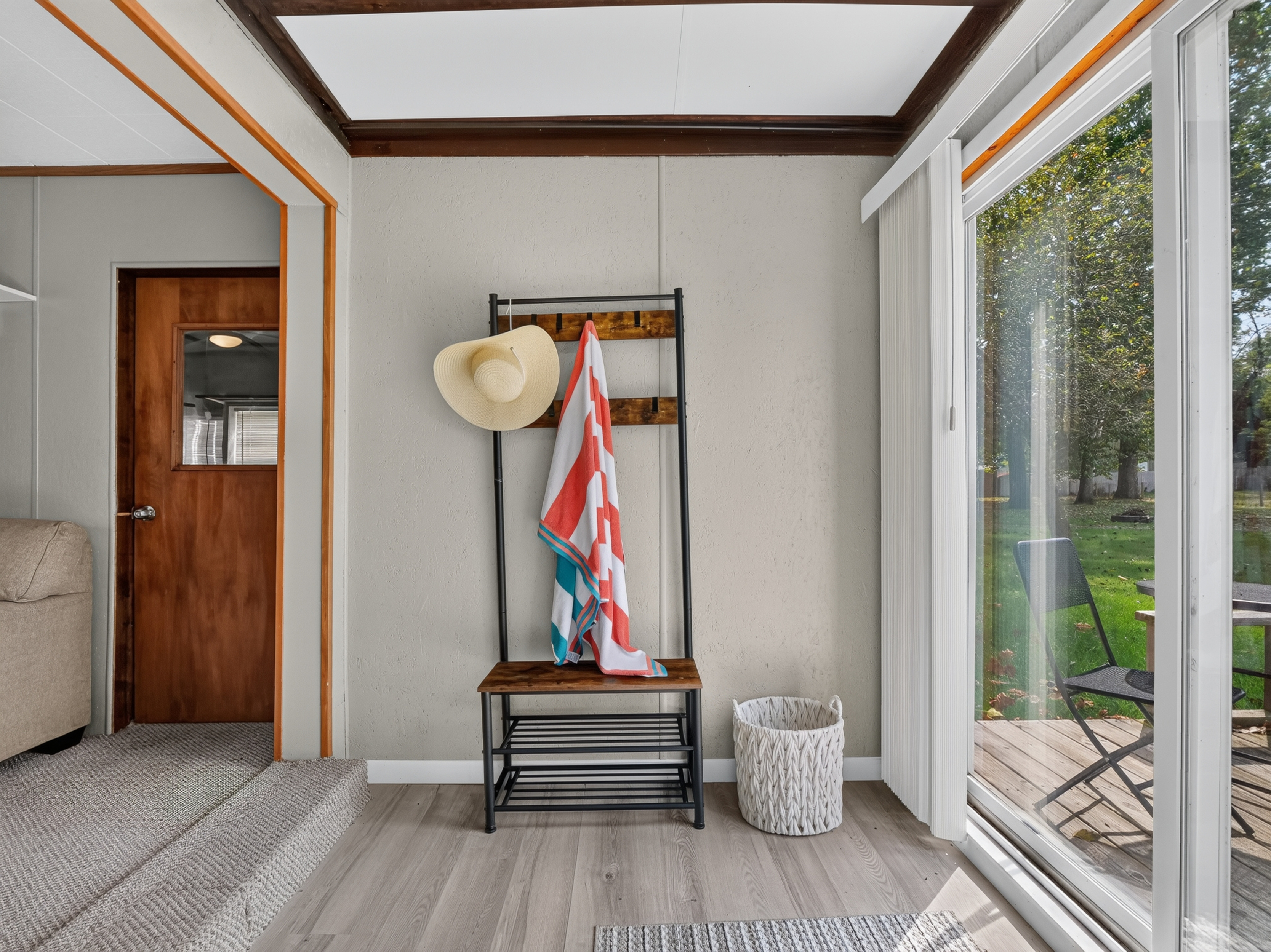  Lovely Three Bedroom Lake Home with Guest Cottage - 物件實景