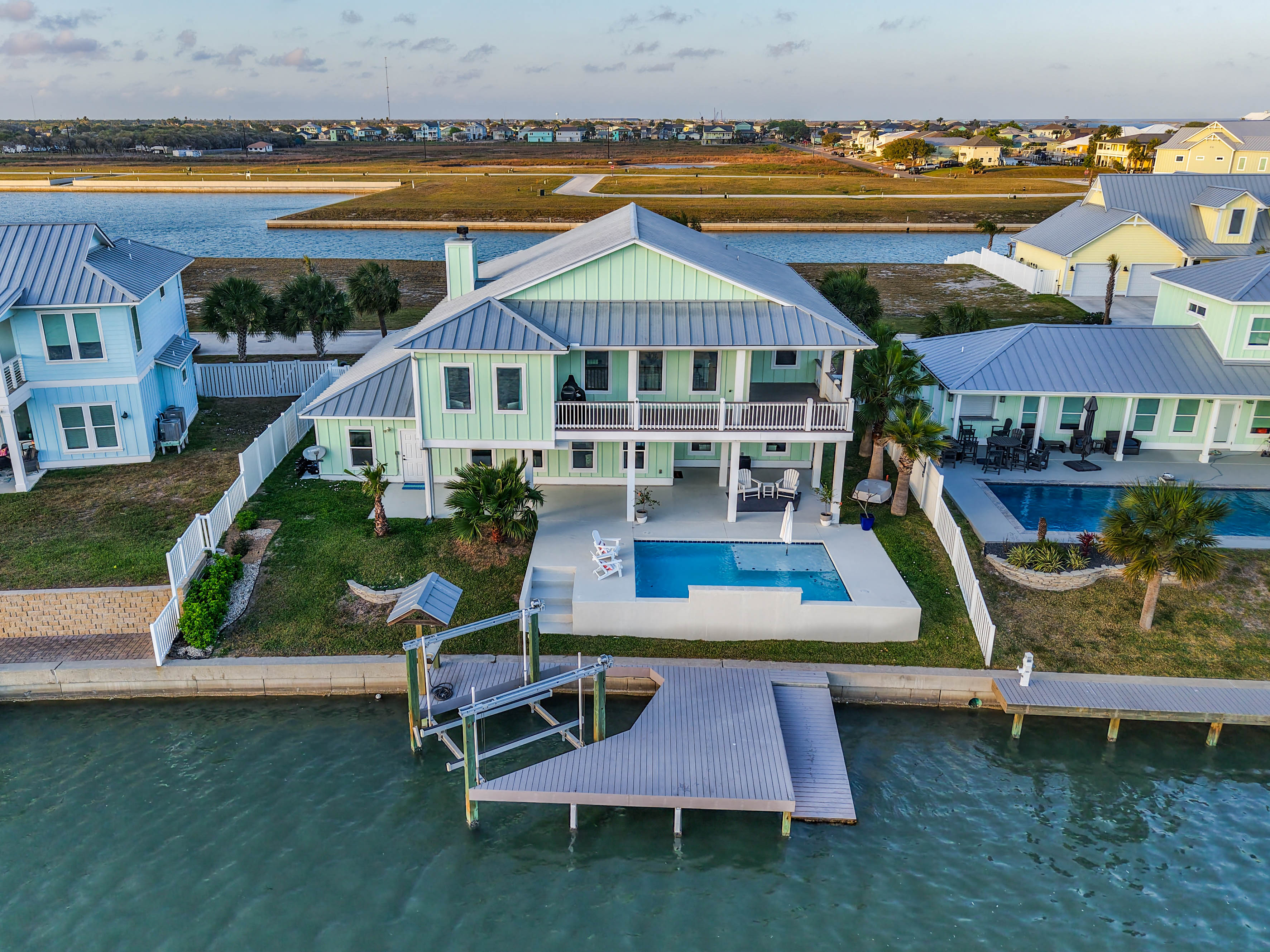  Waterfront Residence In The Islands Of Rockport - 物件實景
