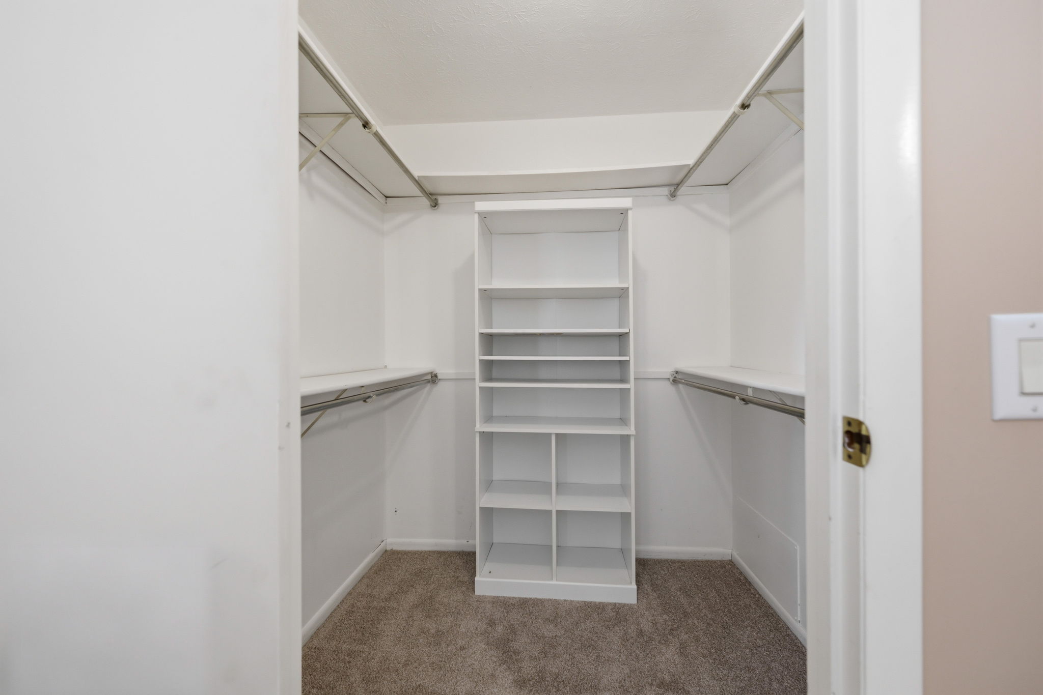  2 Boxwood Court, Cincinnati, OH 45246 - 物件實景