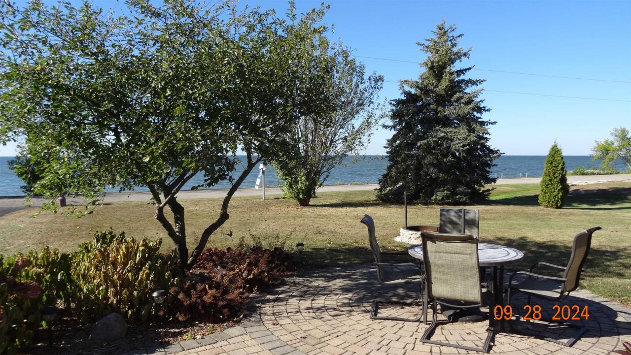 Brussels, Wisconsin, 54204, United States, 4 Bedrooms Bedrooms, ,3 BathroomsBathrooms,Residential,For Sale,1837753