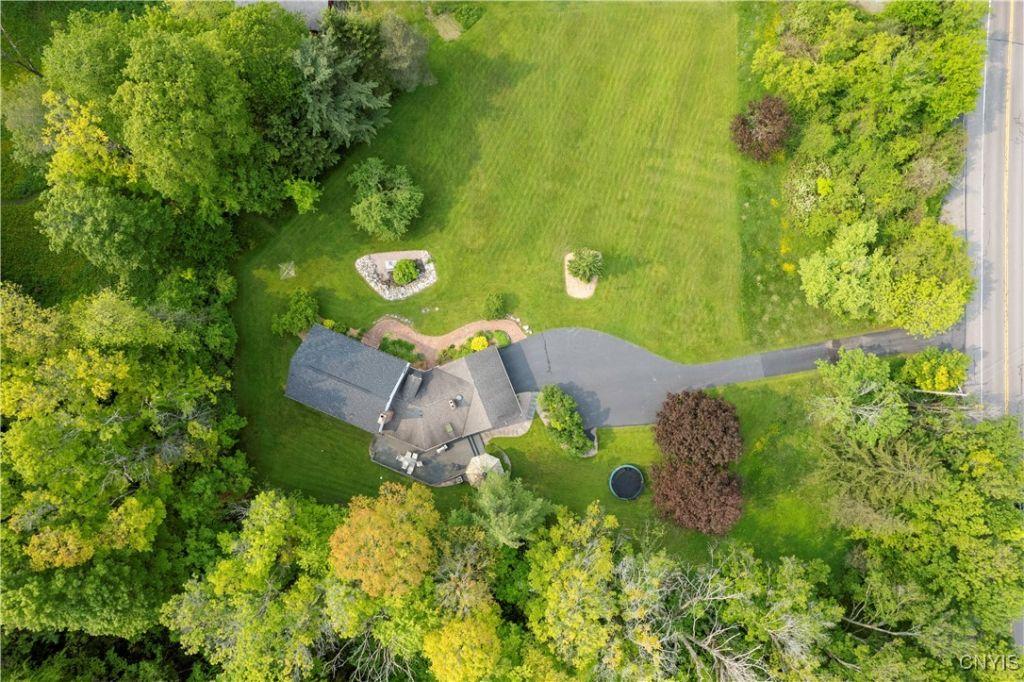 Jamesville, New York, 13078, United States, 4 Bedrooms Bedrooms, ,4 BathroomsBathrooms,Residential,For Sale,1829138