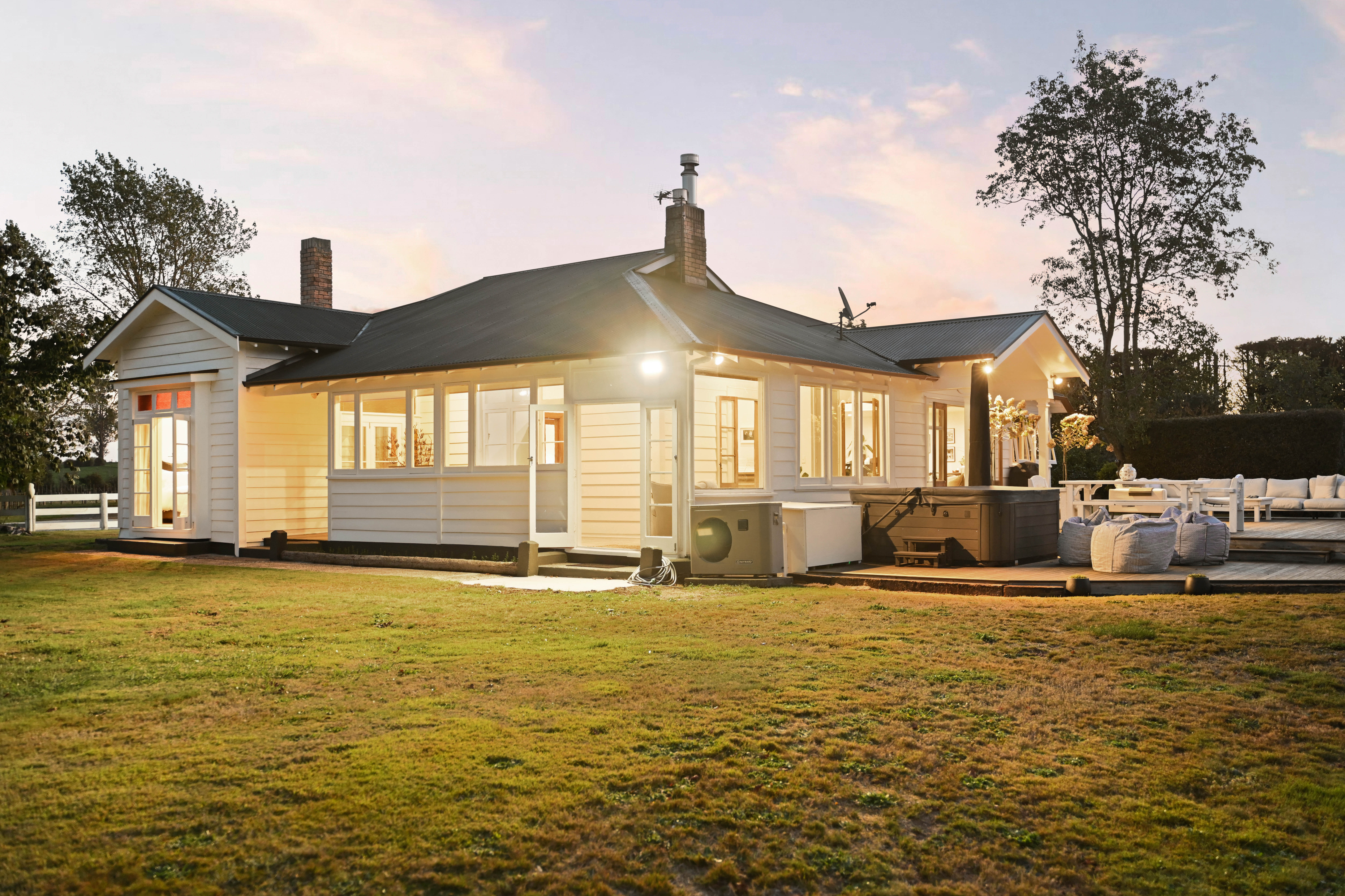  Chic Character with Acreage - 物件實景