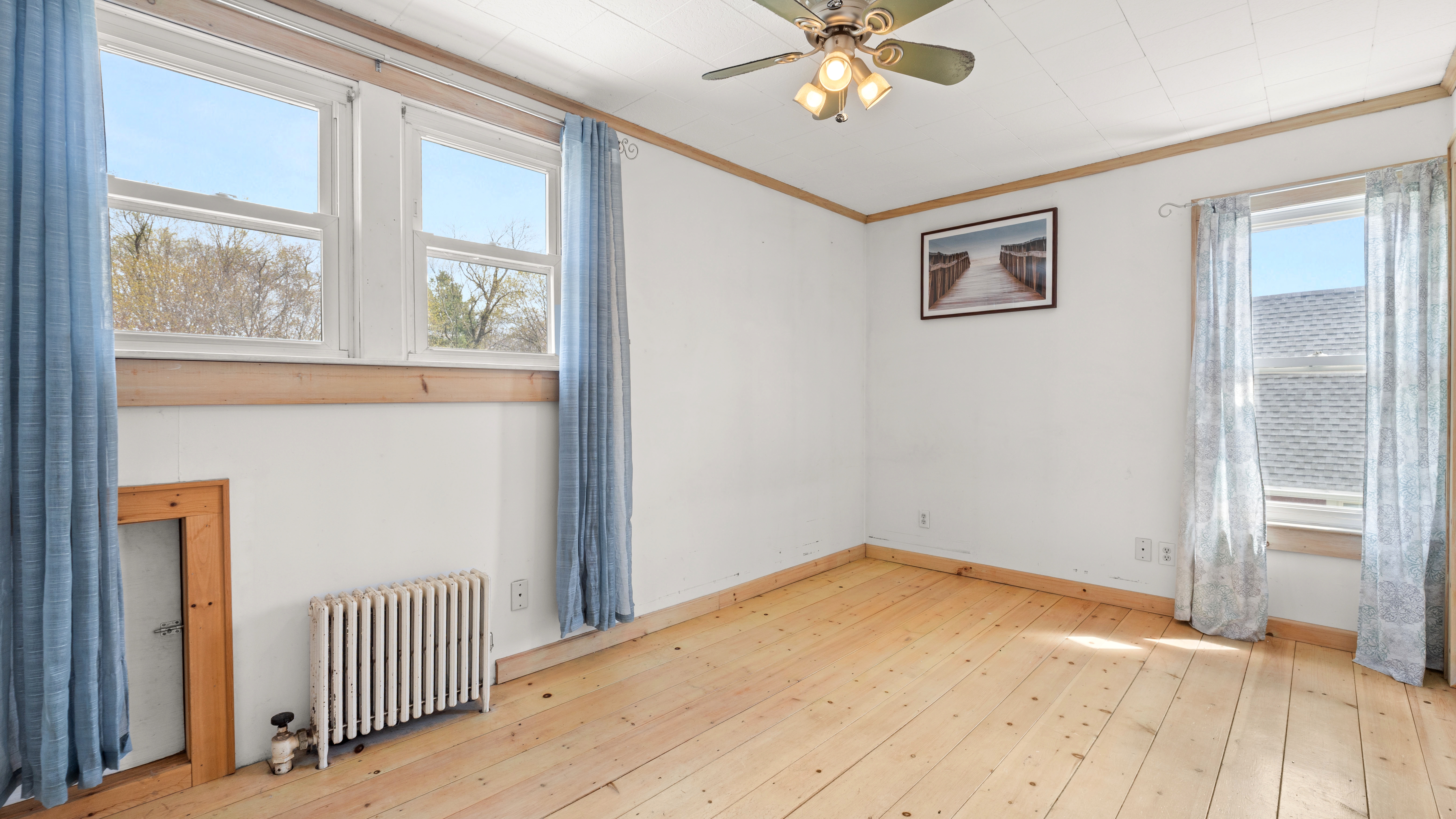  3-Bed Near Downtown Pittsfield  Open Layout & Back Deck - 物件實景
