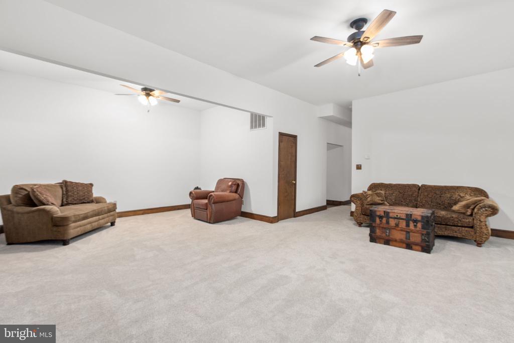 Stafford, Virginia, 22554, United States, 4 Bedrooms Bedrooms, ,4 BathroomsBathrooms,Residential,For Sale,1918482