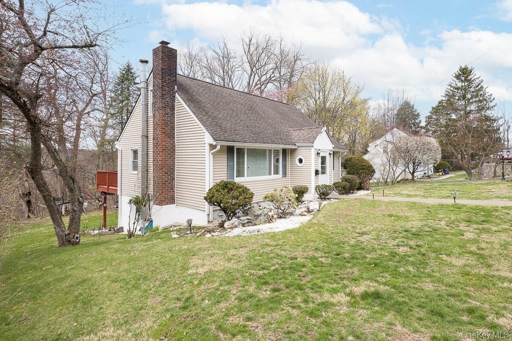 White Plains, New York, 10607, United States, 4 Bedrooms Bedrooms, ,2 BathroomsBathrooms,Residential,For Sale,1986046