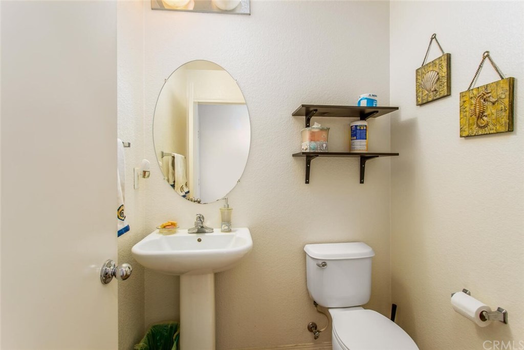 Mentone, California, 92359, United States, 3 Bedrooms Bedrooms, ,3 BathroomsBathrooms,Residential,For Sale,1927763