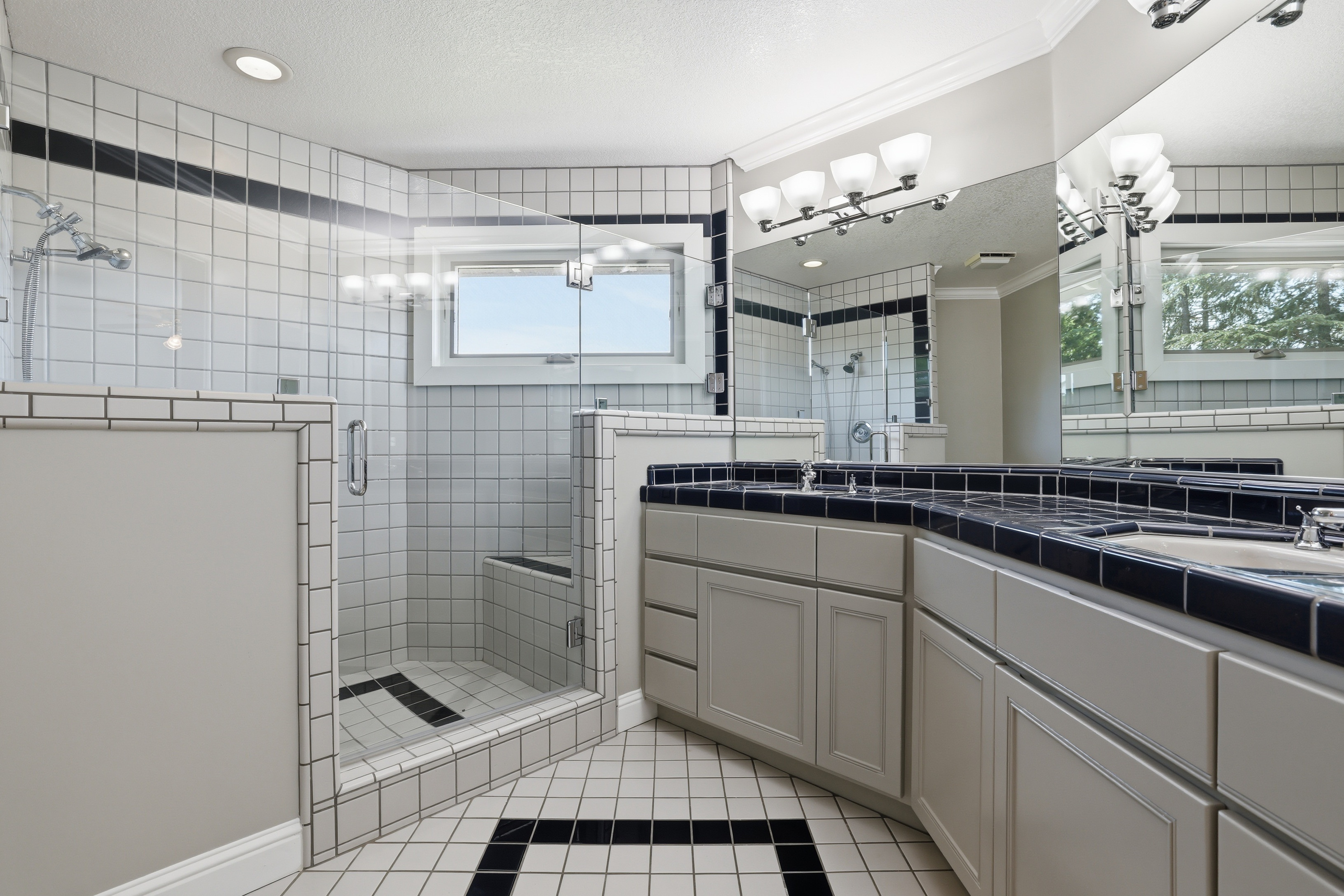  8992 Bronson Drive, Granite Bay, CA 95746 - 物件實景