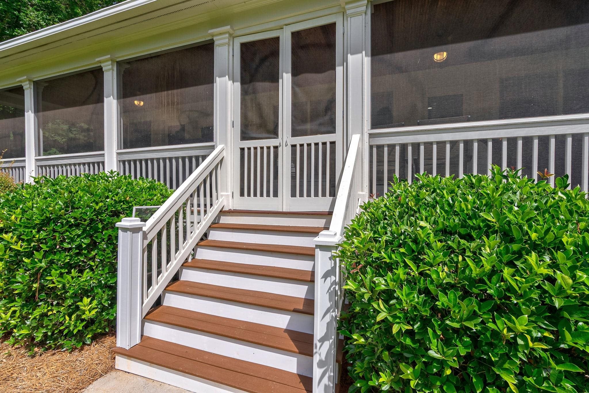 Eatonton, Georgia, 31024, United States, 3 Bedrooms Bedrooms, ,4 BathroomsBathrooms,Residential,For Sale,1804094