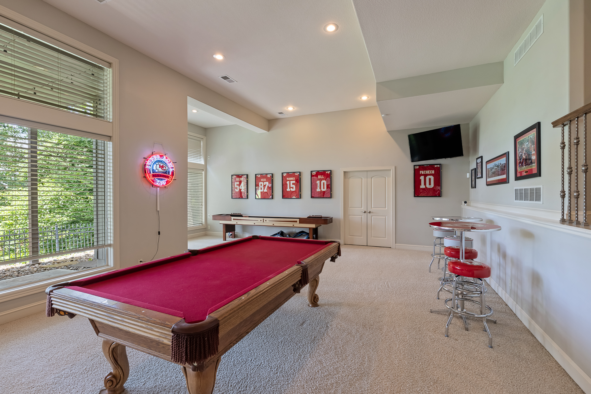 9920 Skyview Lane, Lenexa, KS 66220 - 物件實景