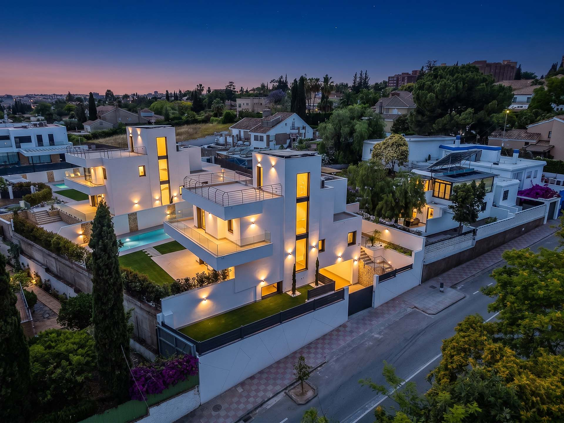  Newly built house with garden, pool, and open views over Seville - 物件實景
