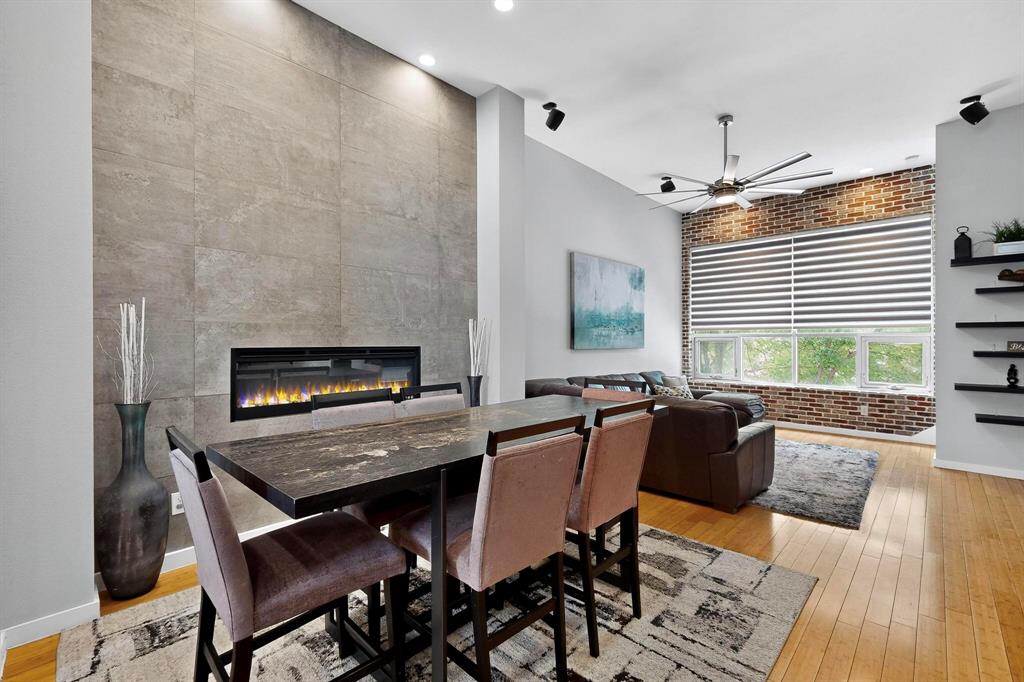 Dallas, Texas, 75204, United States, 3 Bedrooms Bedrooms, ,3 BathroomsBathrooms,Residential,For Sale,1936936