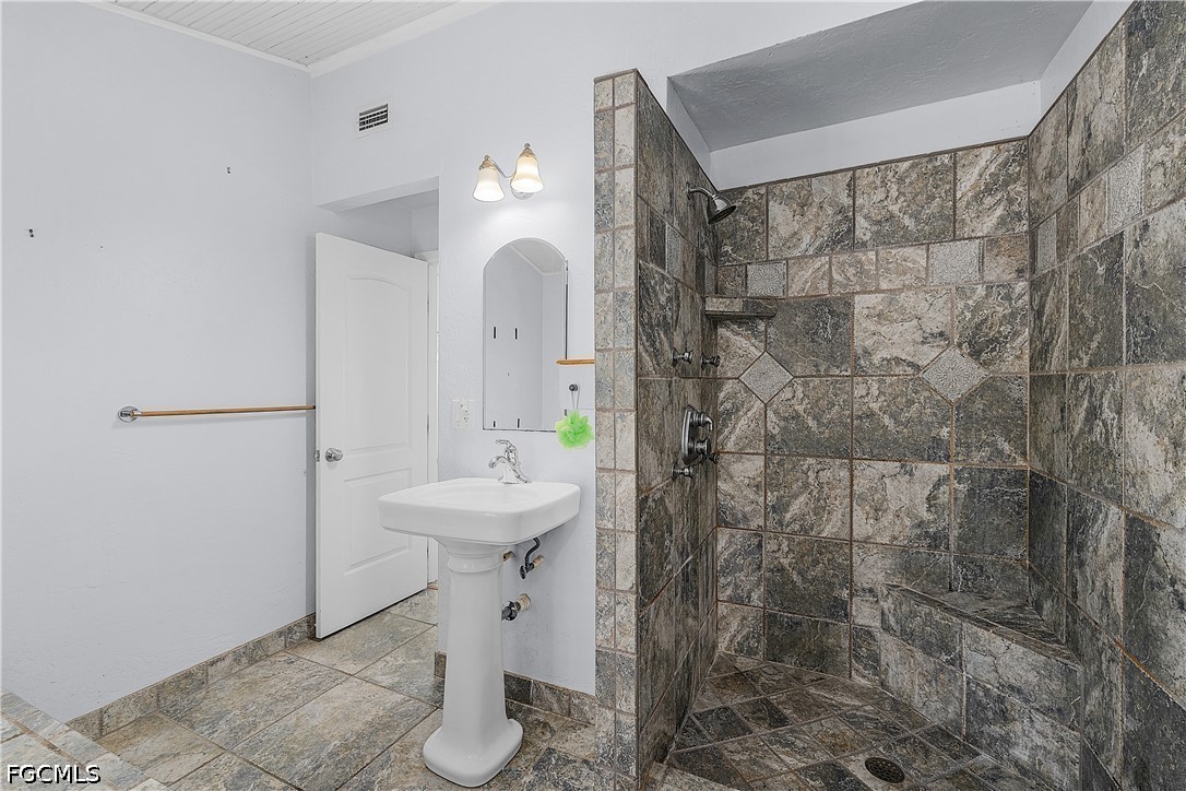 Bokeelia, Florida, 33922, United States, 3 Bedrooms Bedrooms, ,3 BathroomsBathrooms,Residential,For Sale,2049027