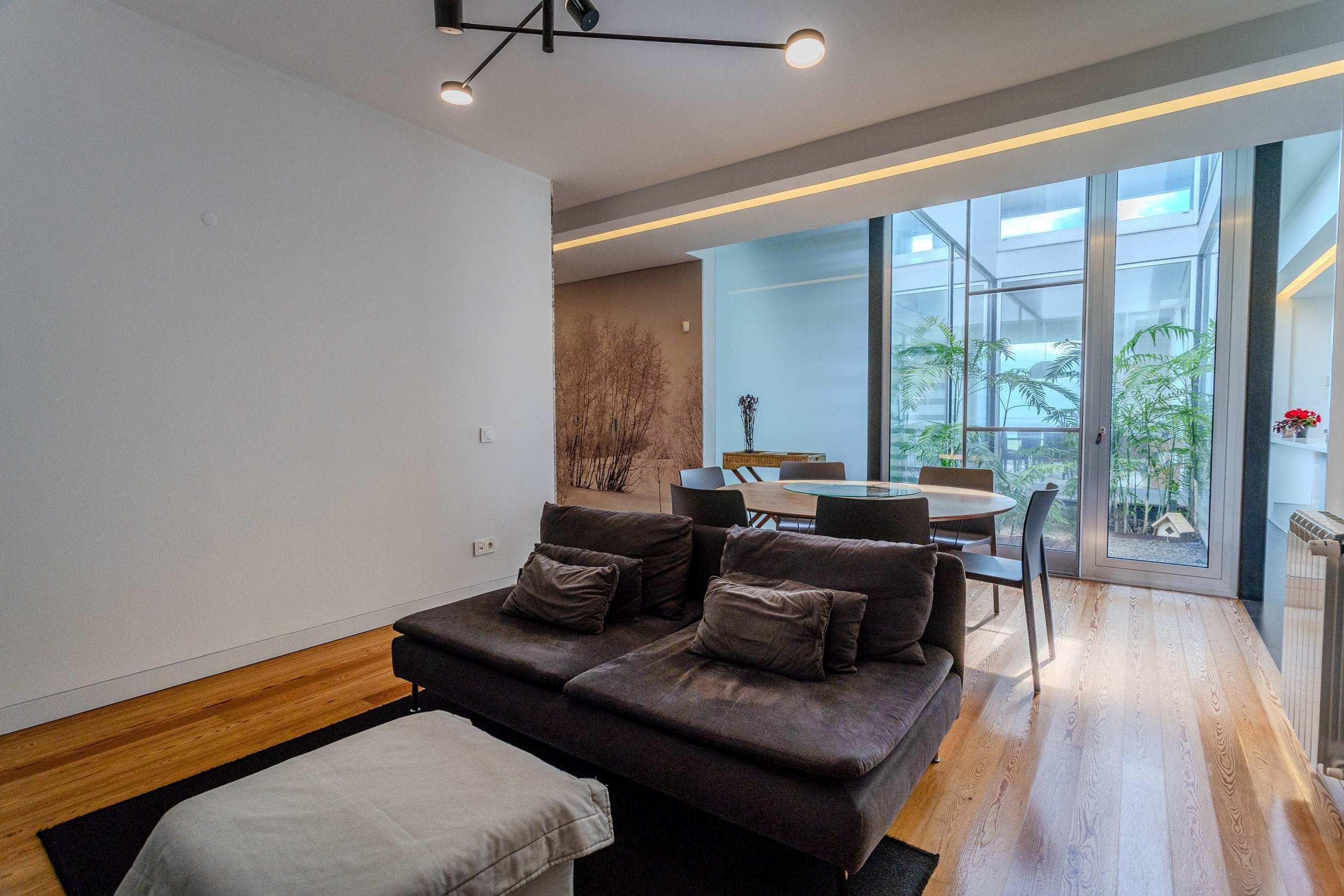 Ponta Delgada, Ilha de São Miguel, 9560-501, PT, 3 Bedrooms Bedrooms, ,4 BathroomsBathrooms,Residential,For Sale,1826448