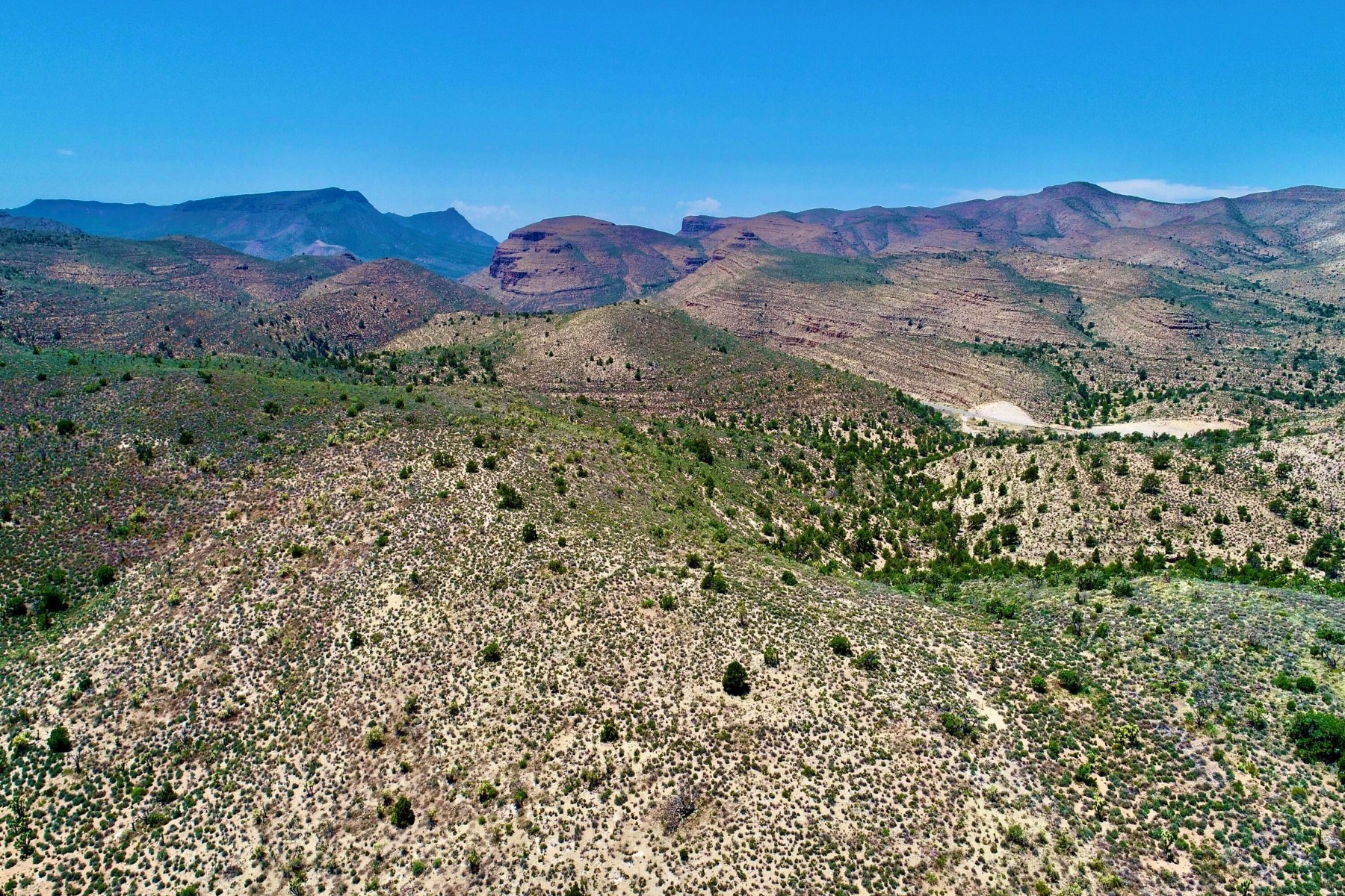  5838 E Diamond Bar Road ¦ Meadview, AZ - 物件實景