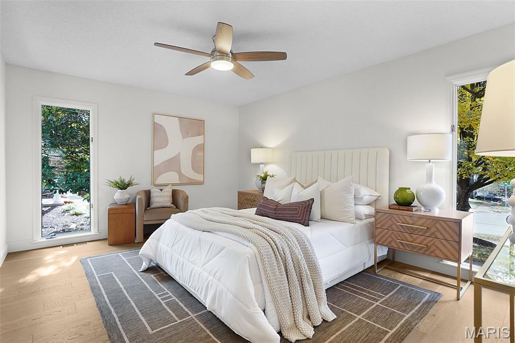 Ellisville, Missouri, 63011, United States, 4 Bedrooms Bedrooms, ,3 BathroomsBathrooms,Residential,For Sale,1989031