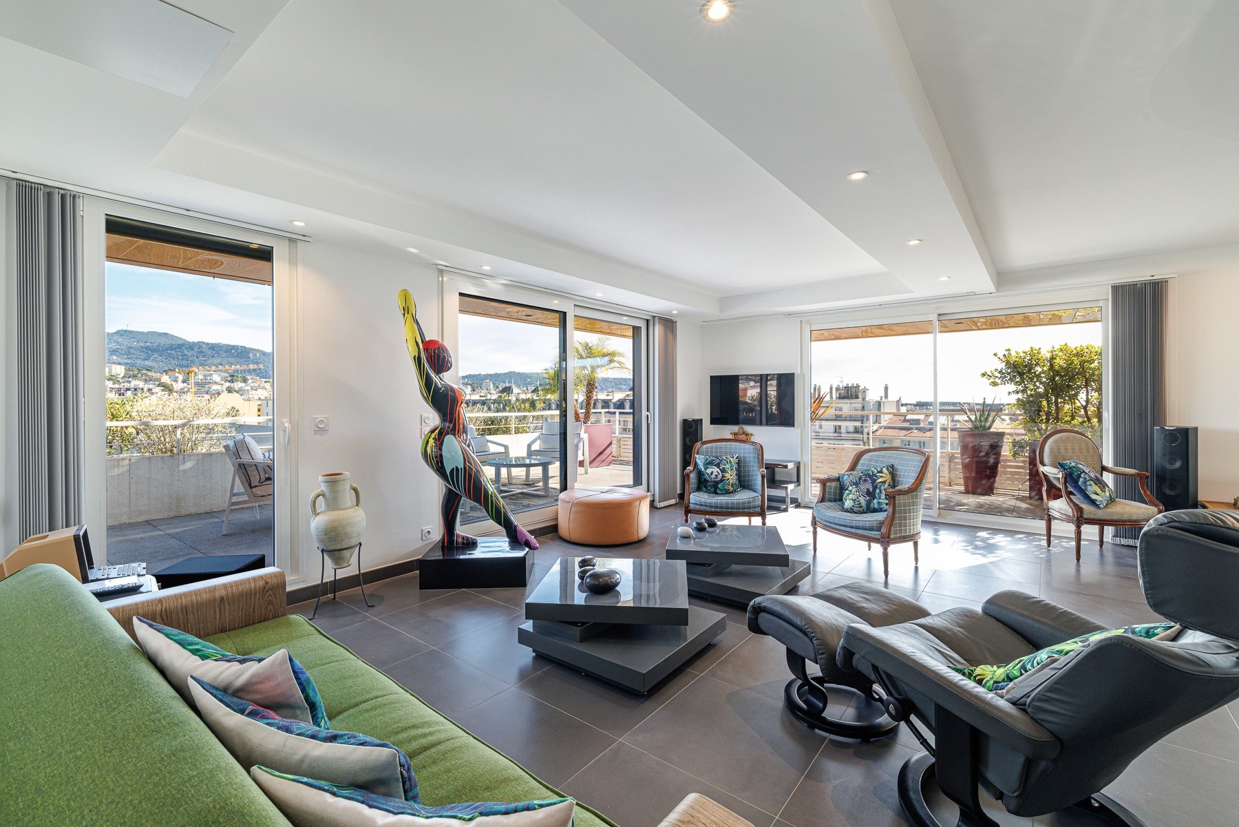  For sale 2-bedroom apartment in Nice Libération with high-end finishes - 物件實景