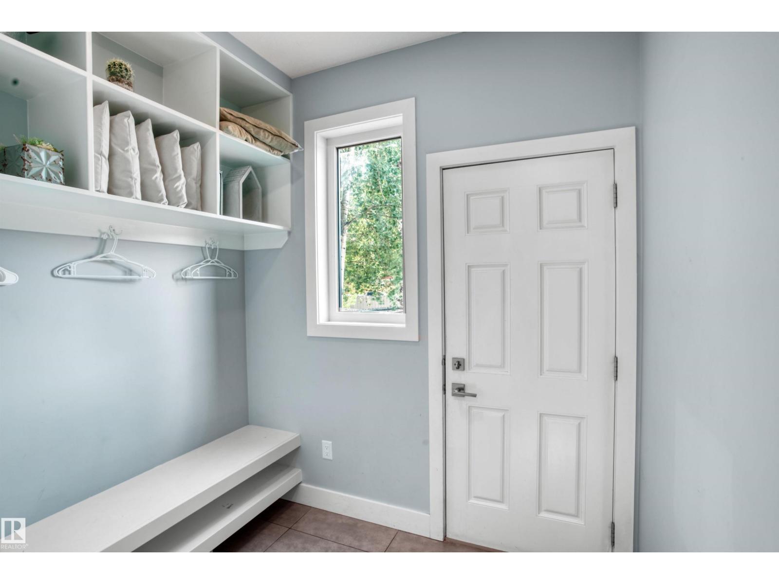 EDMONTON, Alberta, T5R 1G7, CA, 4 Bedrooms Bedrooms, ,2 BathroomsBathrooms,Residential,For Sale,1911757