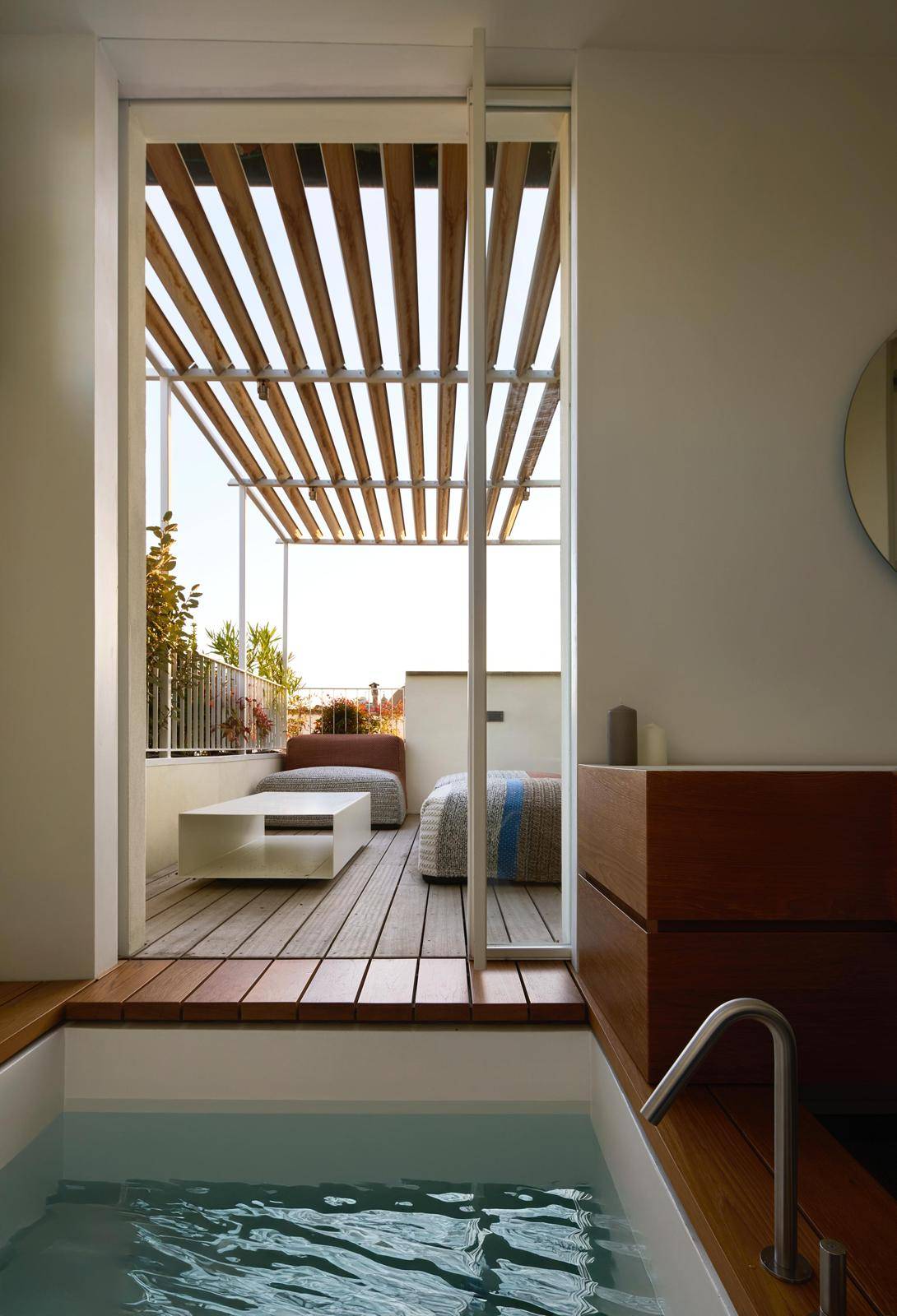 Firenze, Firenze, 50100, IT, 3 Bedrooms Bedrooms, ,3 BathroomsBathrooms,Residential,For Sale,1990289