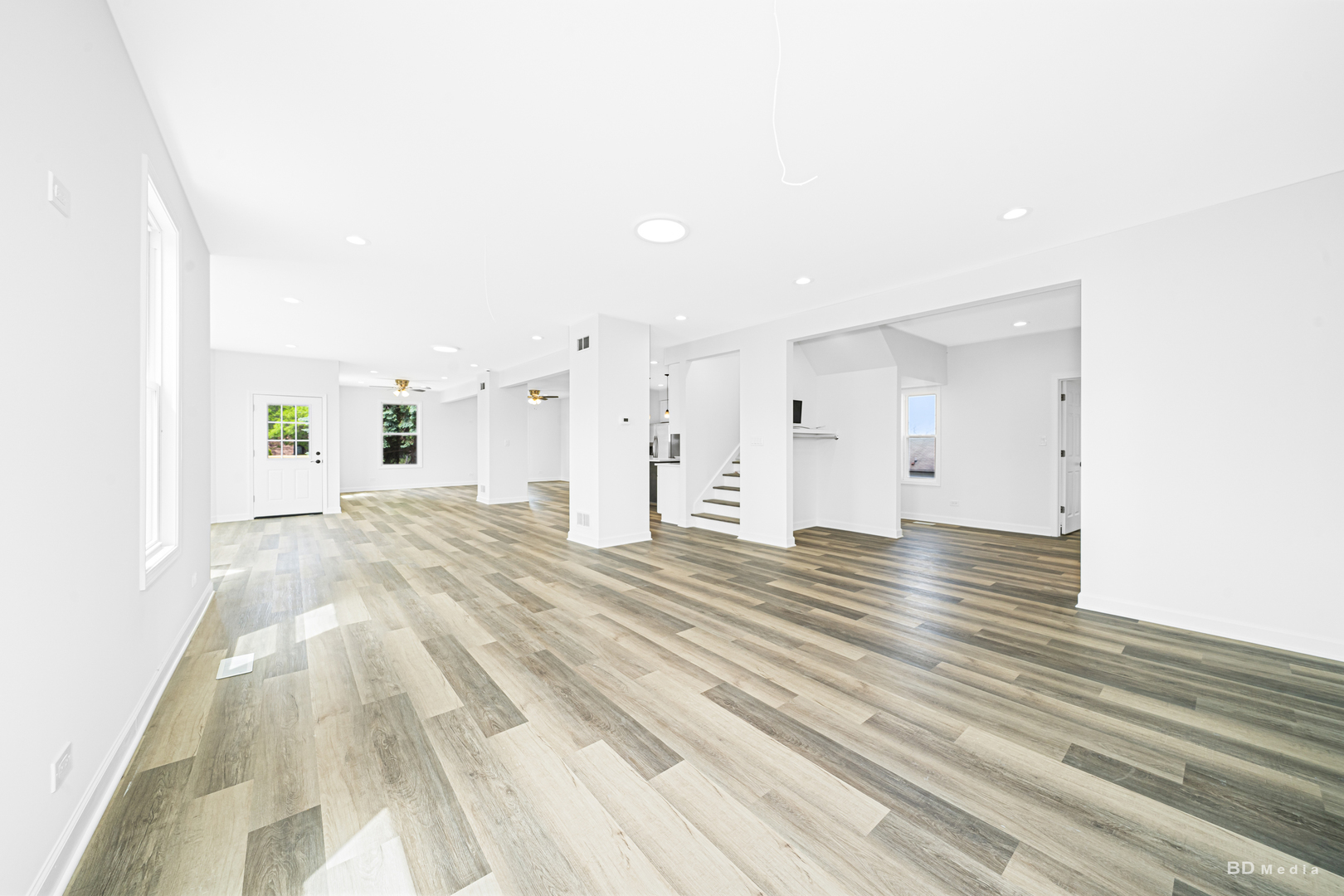 Homewood, Illinois, 60430, United States, 5 Bedrooms Bedrooms, ,4 BathroomsBathrooms,Residential,For Sale,1907684