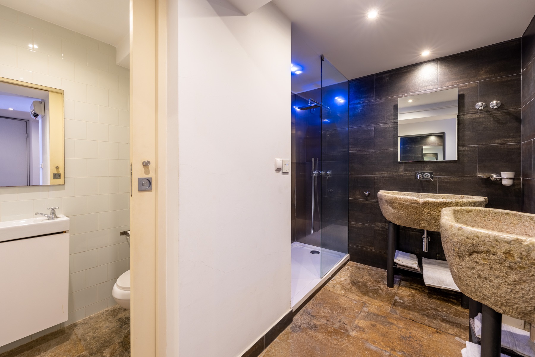  House, 10 bedrooms, for Sale - 物件實景