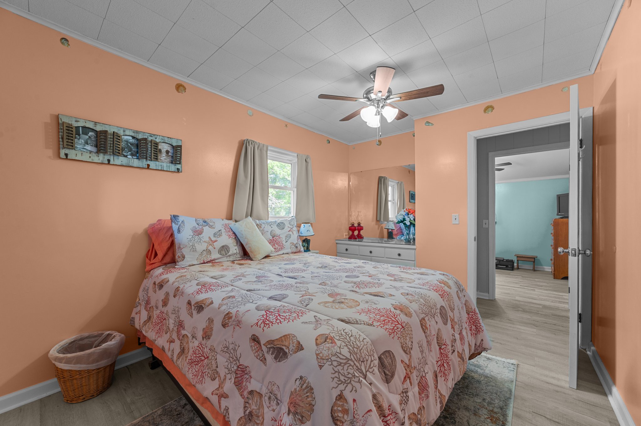Belhaven, North Carolina, 27810, United States, 3 Bedrooms Bedrooms, ,1 BathroomBathrooms,Residential,For Sale,1944944