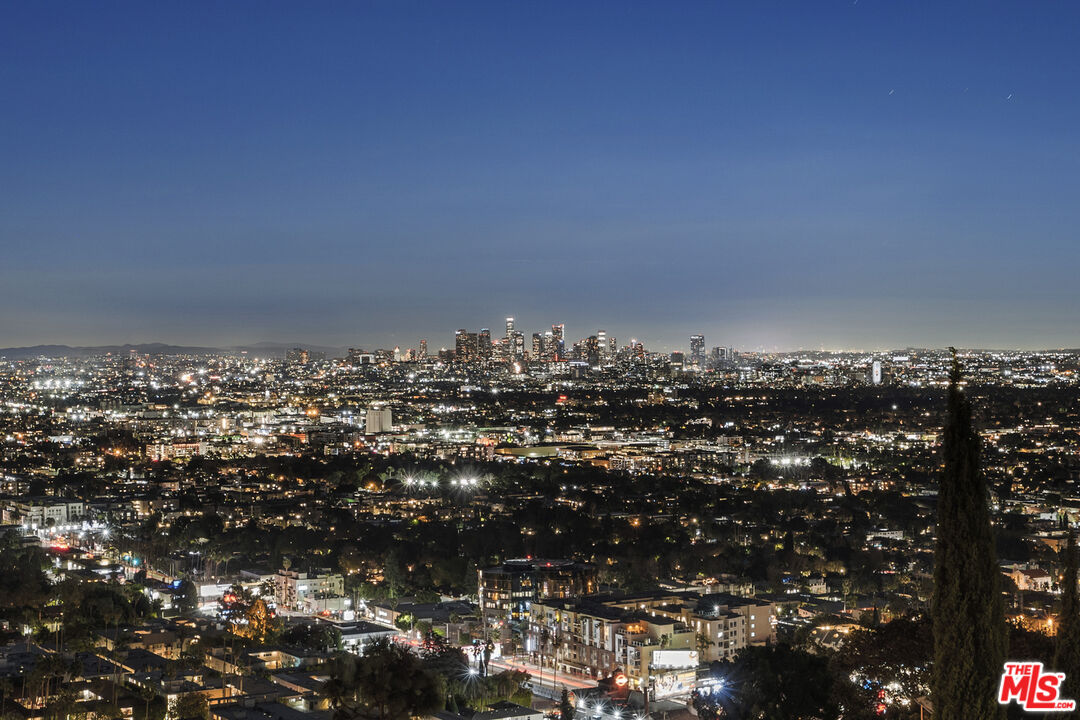 Los Angeles, California, 90046, United States, ,Land,For Sale,1891121
