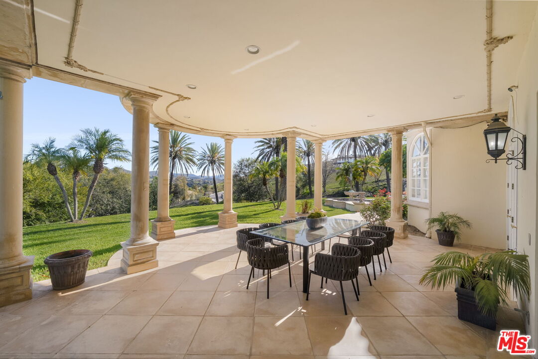 Westlake Village, California, 91362, United States, 7 Bedrooms Bedrooms, ,6 BathroomsBathrooms,Residential,For Sale,2003062