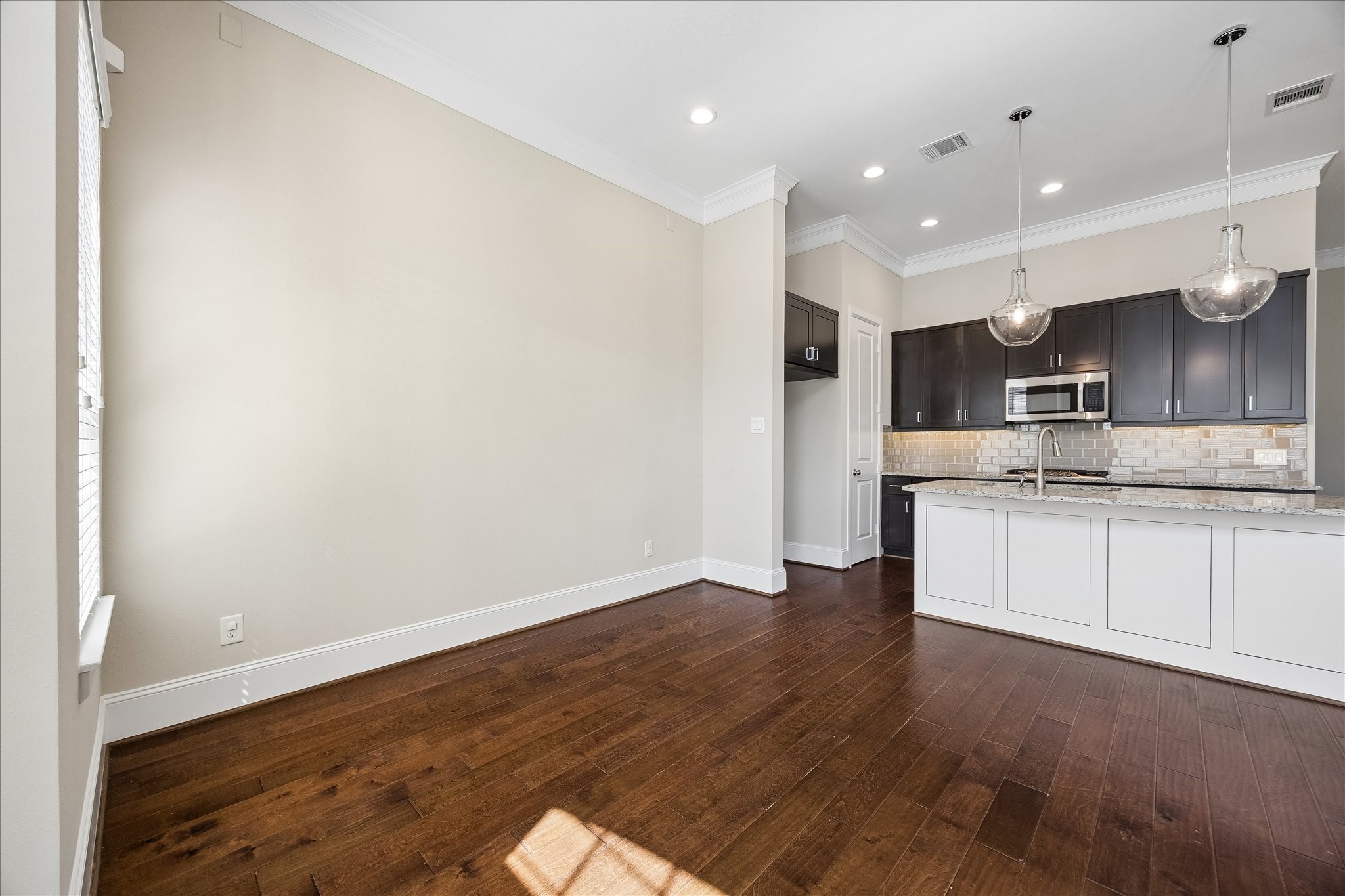  8306 Ginger Oak Street - 物件實景