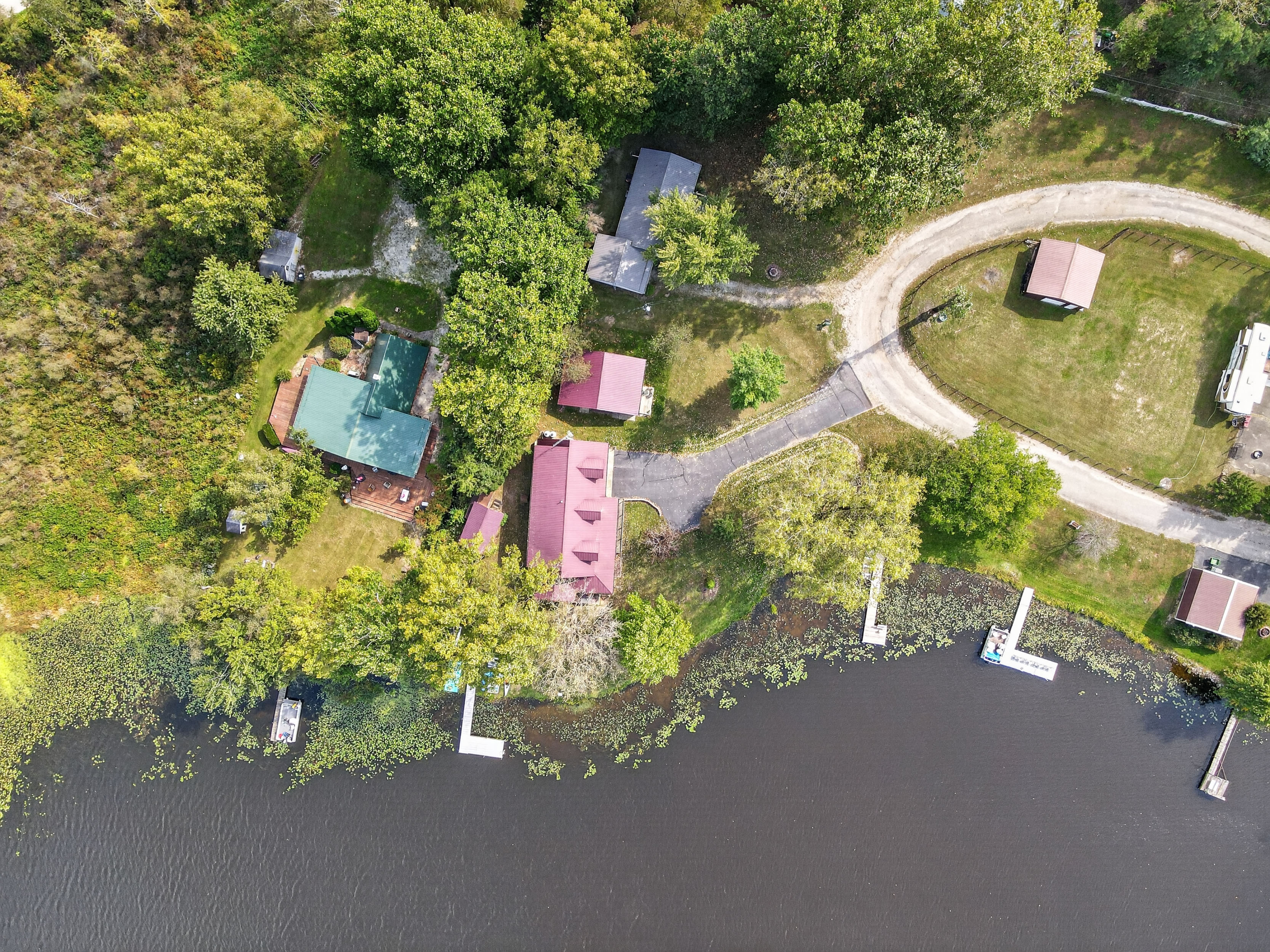  Lovely Three Bedroom Lake Home with Guest Cottage - 物件實景