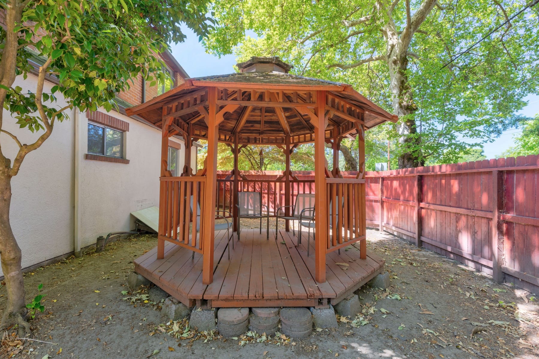  220 NW A Street Grants Pass, OR 97526 - 物件實景