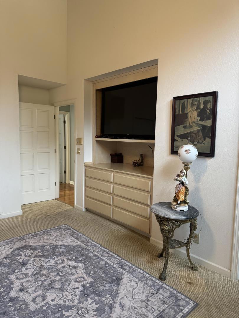 Aromas, California, 95004, United States, 3 Bedrooms Bedrooms, ,3 BathroomsBathrooms,Residential,For Sale,2048722
