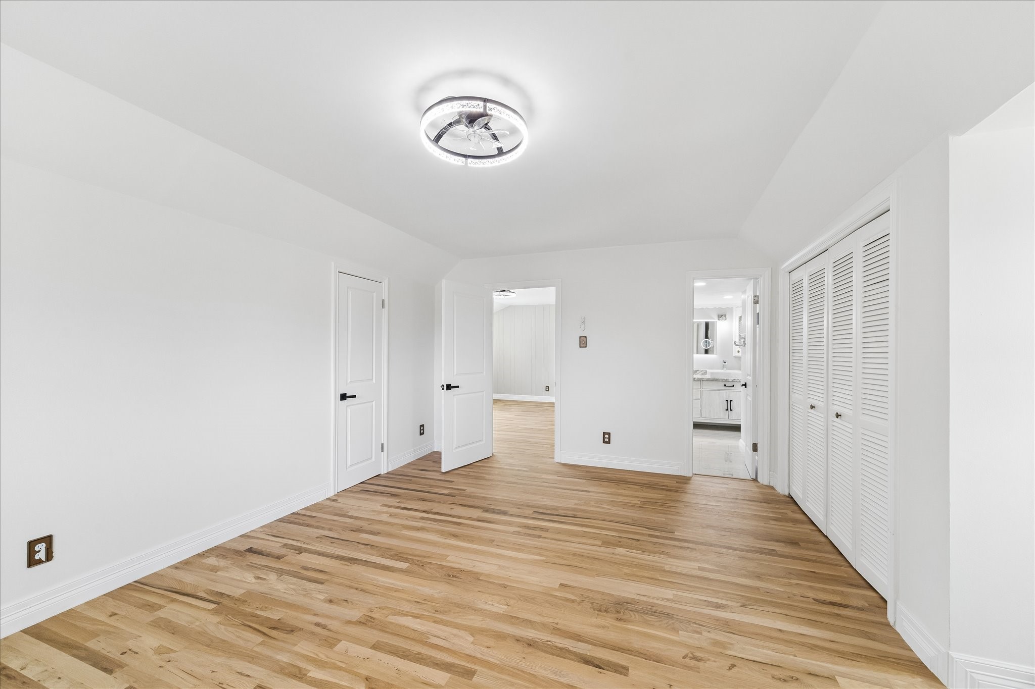  2302 Brooktree Drive - 物件實景