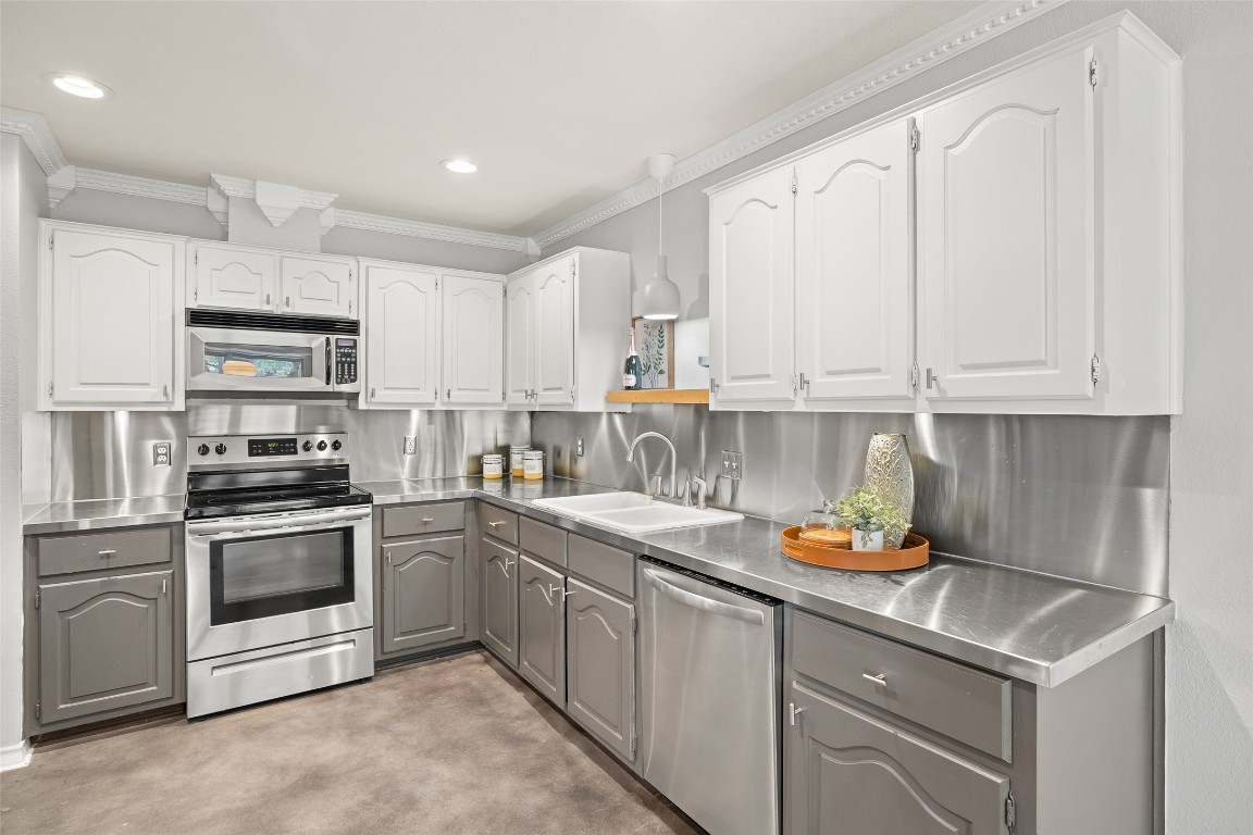 Georgetown, Texas, 78628, United States, 3 Bedrooms Bedrooms, ,2 BathroomsBathrooms,Residential,For Sale,1918055